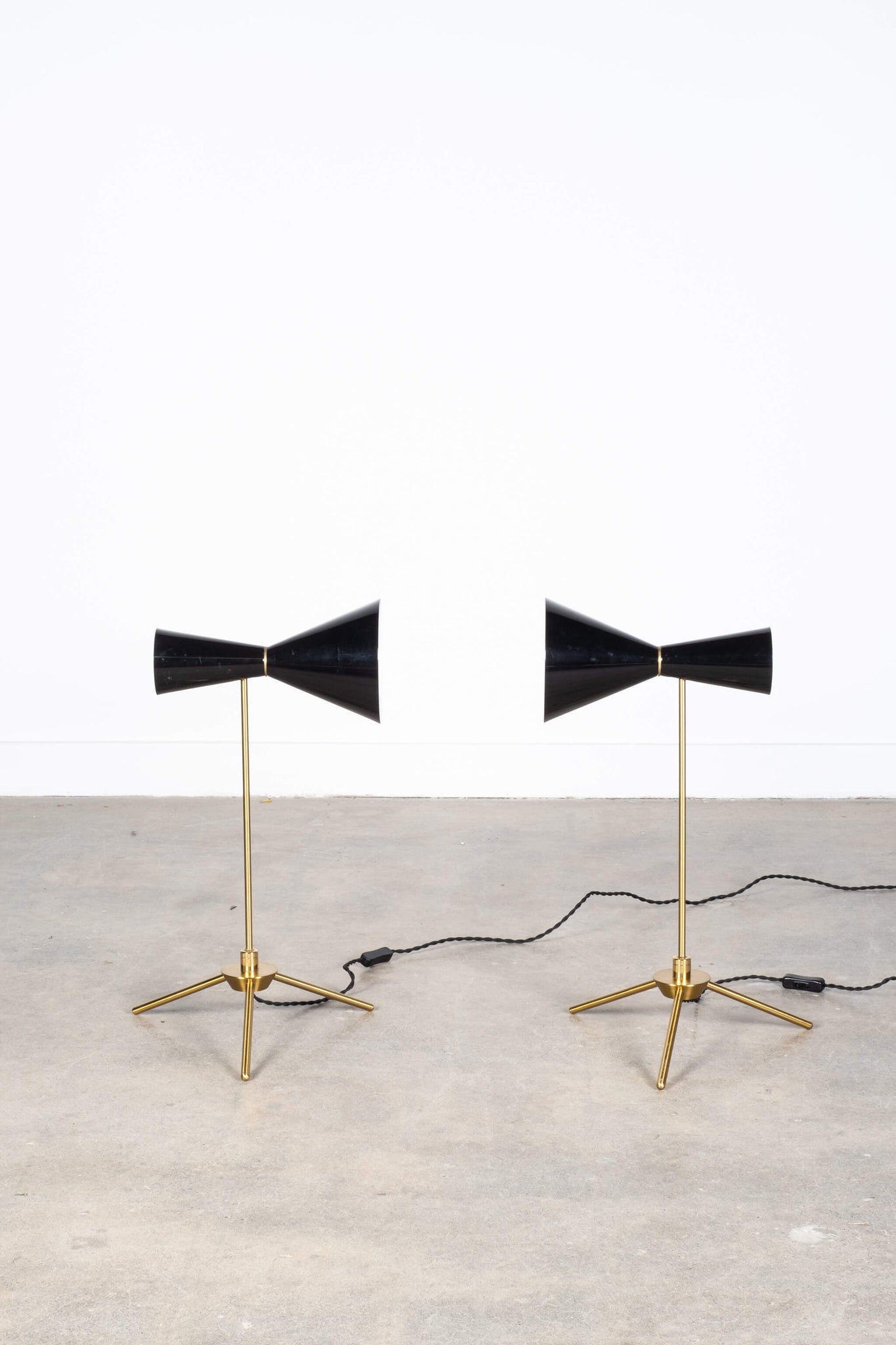 Pair of Mid-Century Tilting Tripod Lamps