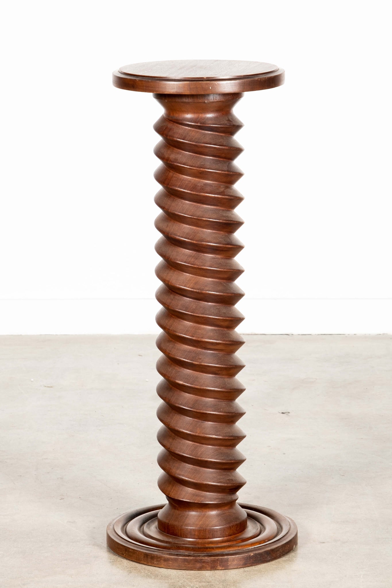 Bonne Choice - Wood Spiral plinth