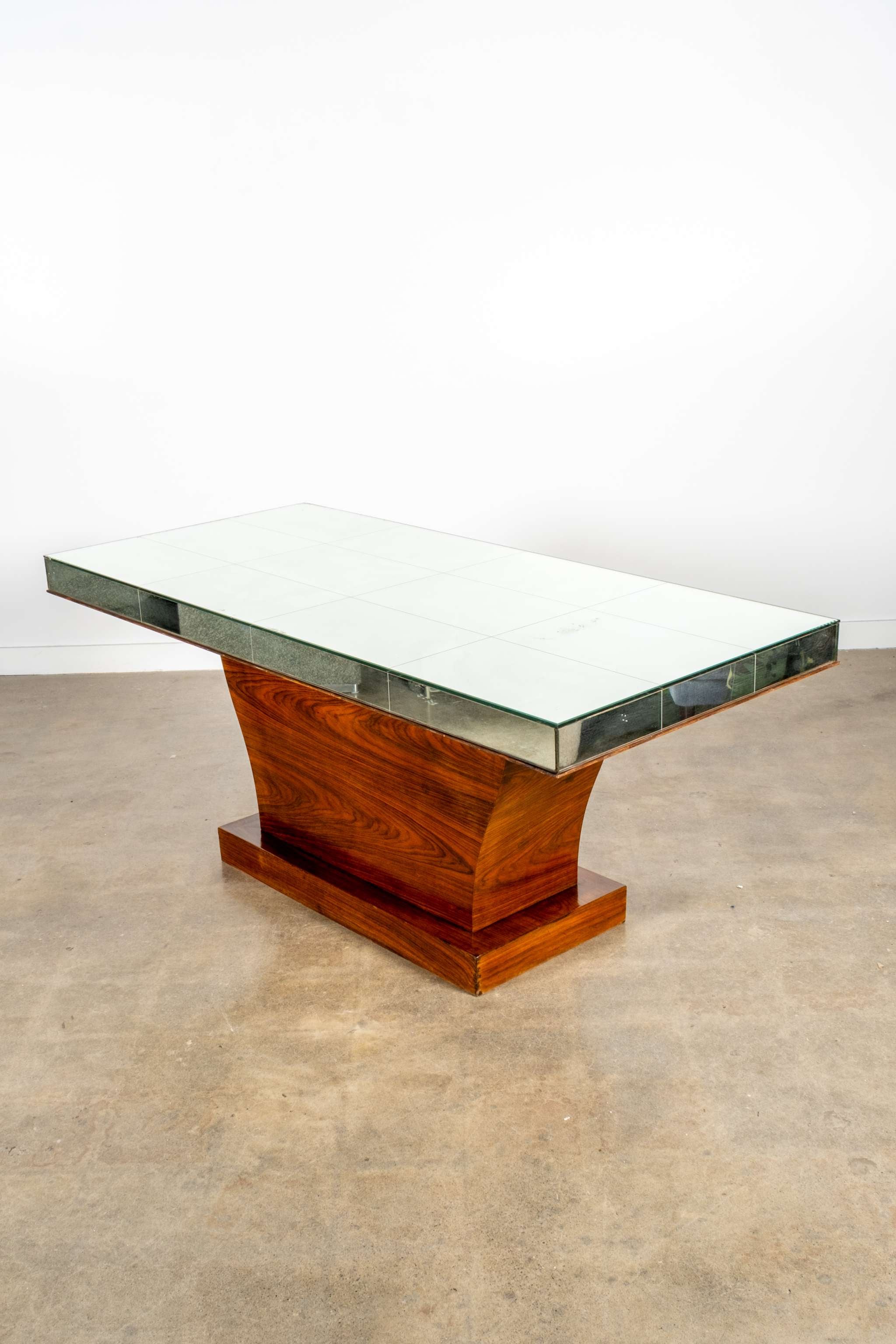 Tables | Bonne Choice
