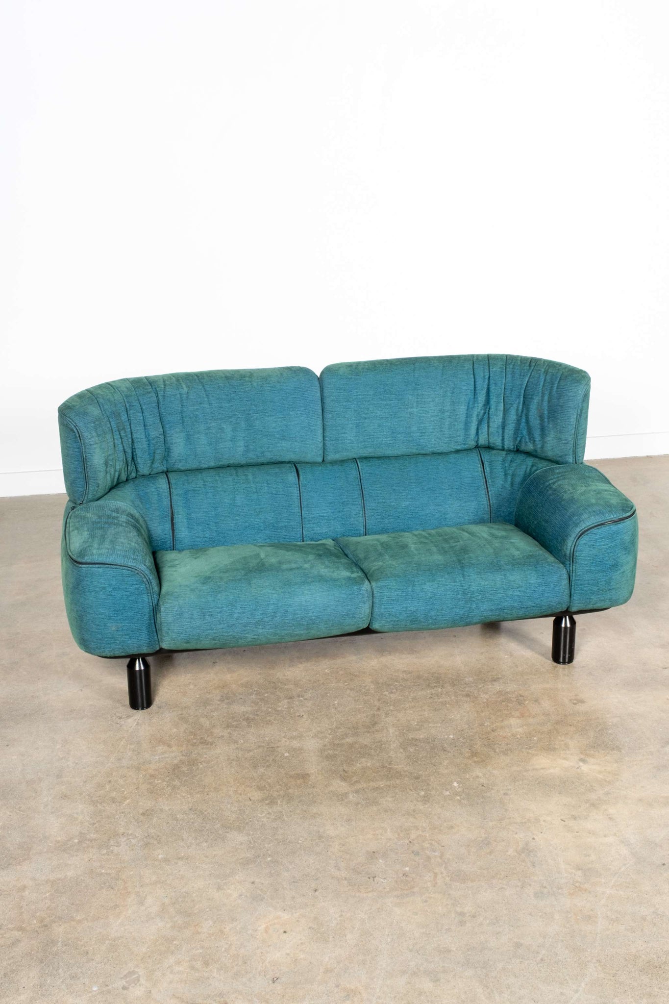 2-Seater Bull Sofa