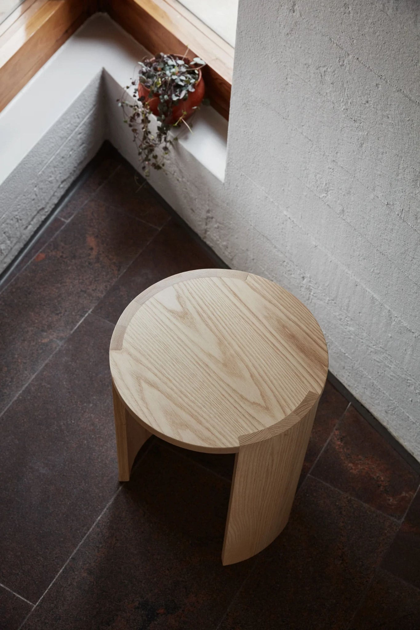 Bonne Choice - Made by Choice AIRISTO Stool/Side Table by Joanna Laajisto - Natural Ash