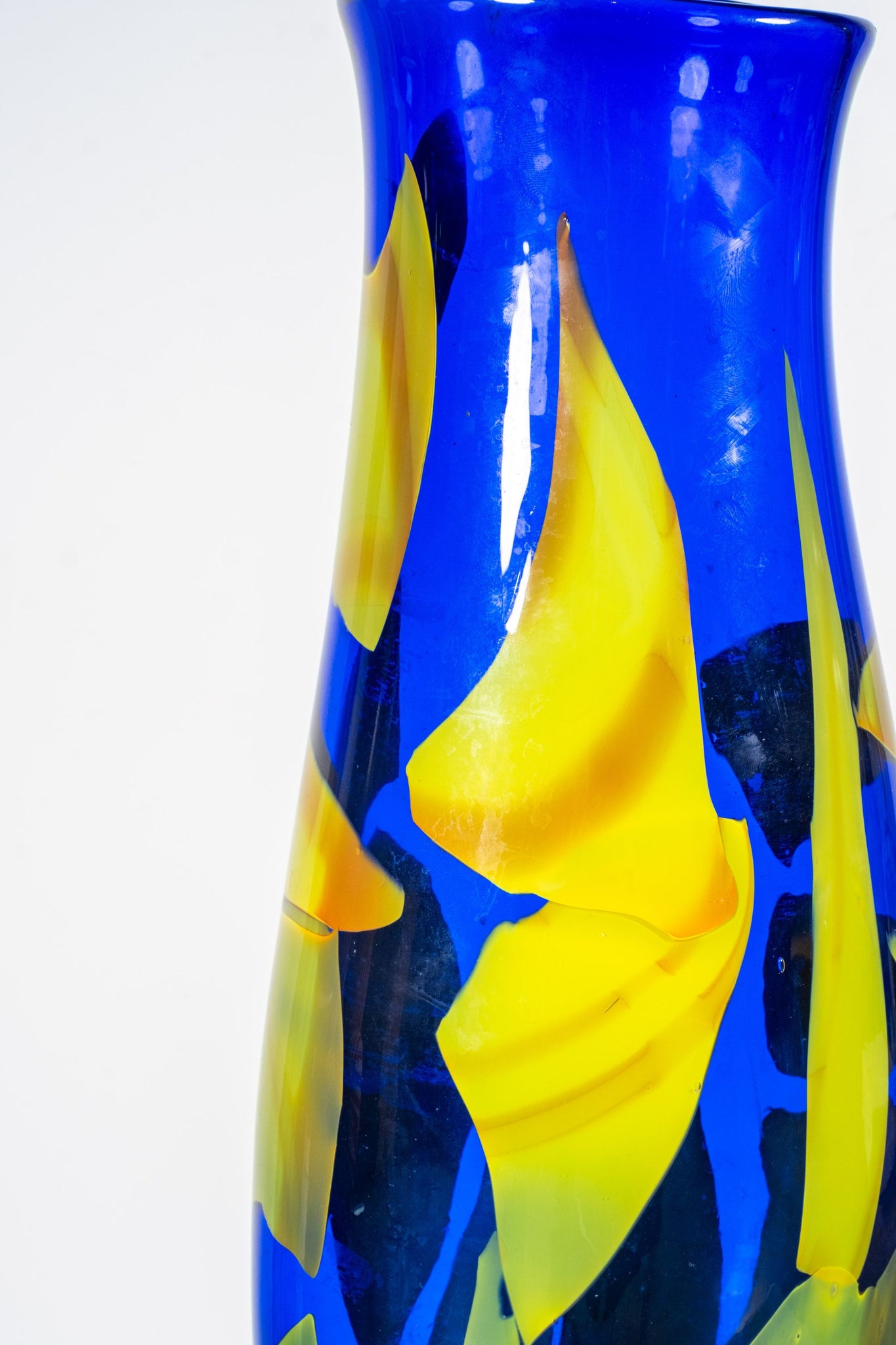 Blue and Yellow Glass Vase | Bonne Choice