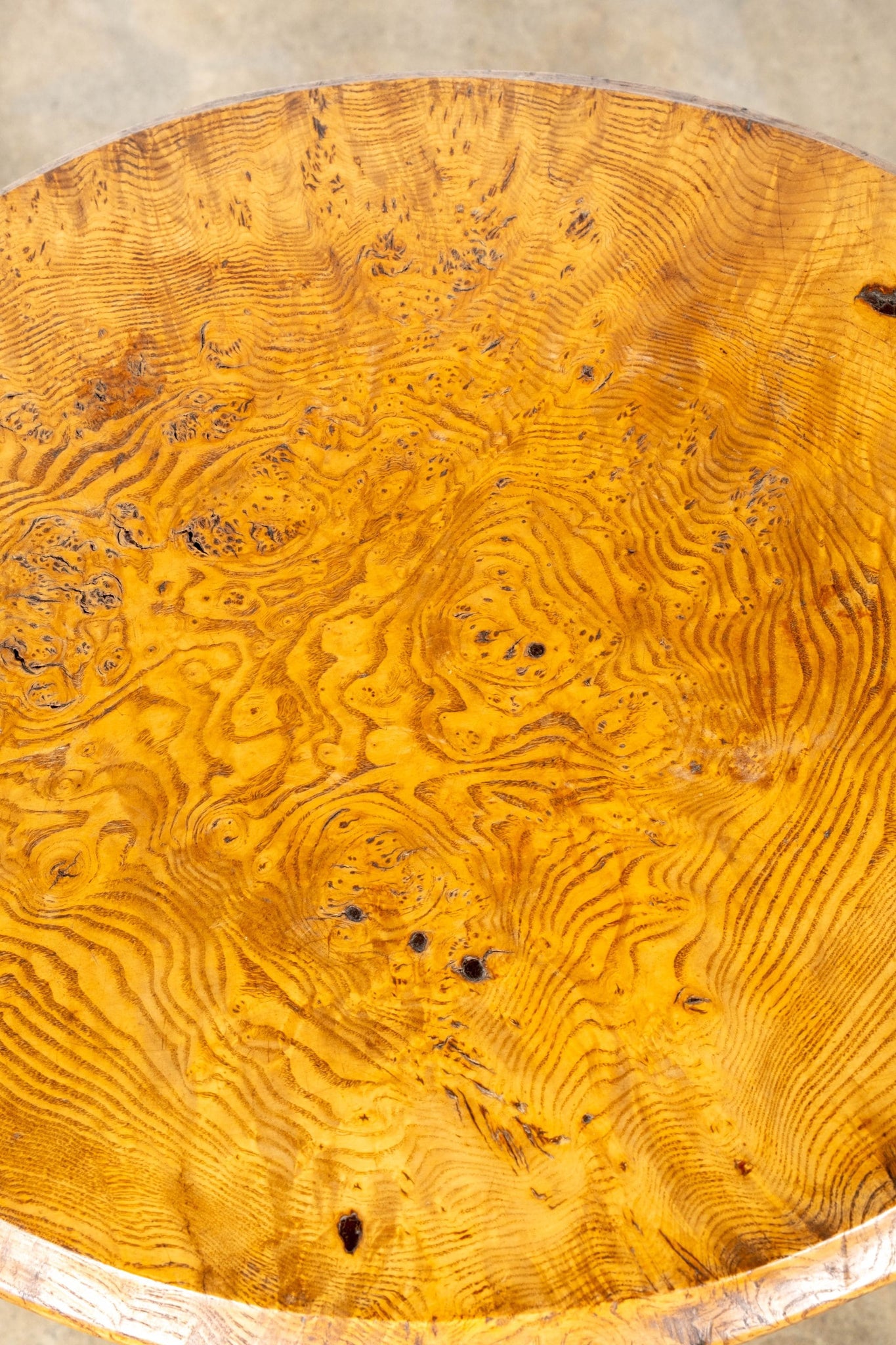 Vintage Burl Occassional Table | Bonne Choice