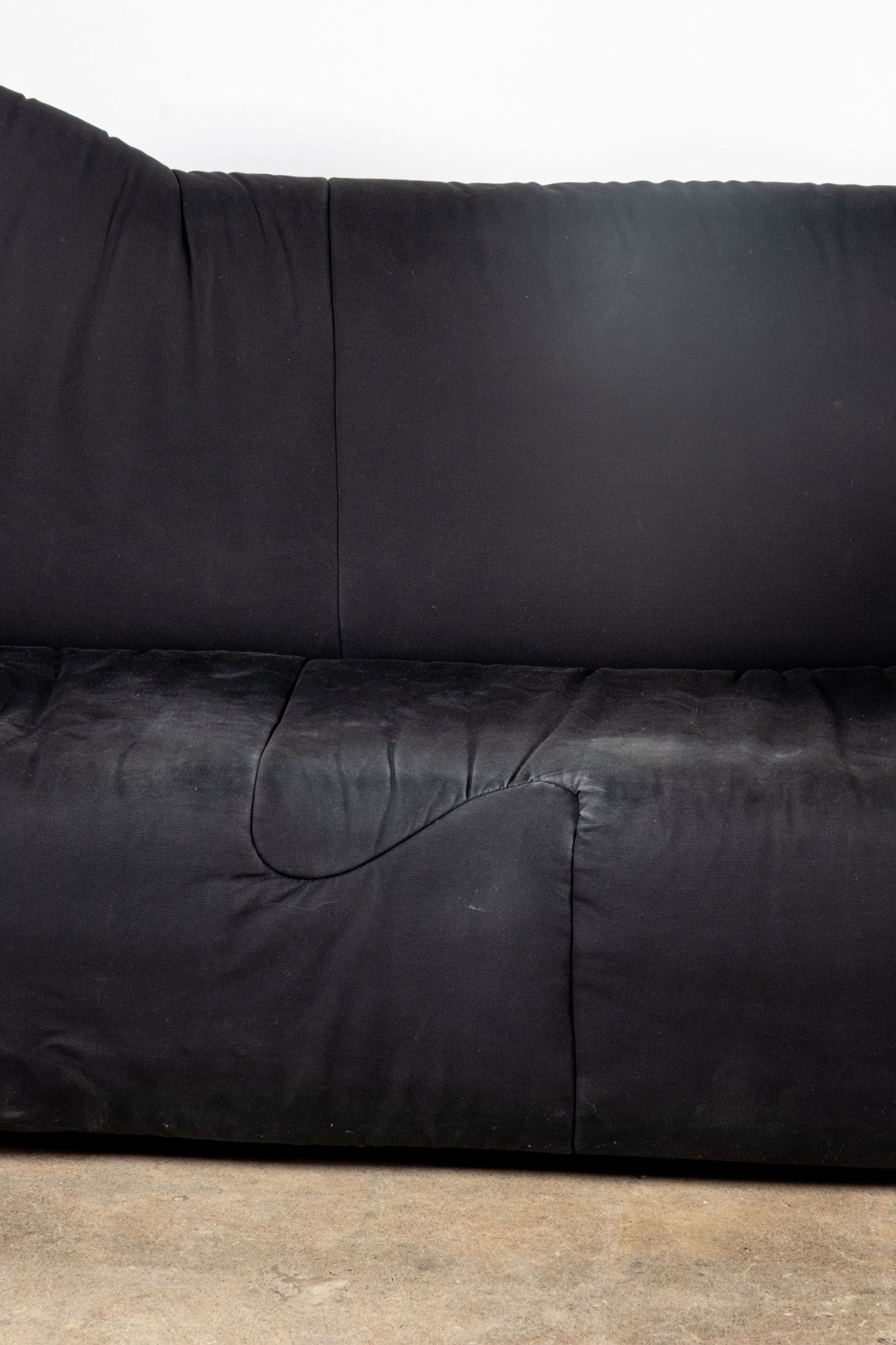 Cassina Cannaregio Sofa, Black and Red by Gaetano Pesce | Bonne Choice