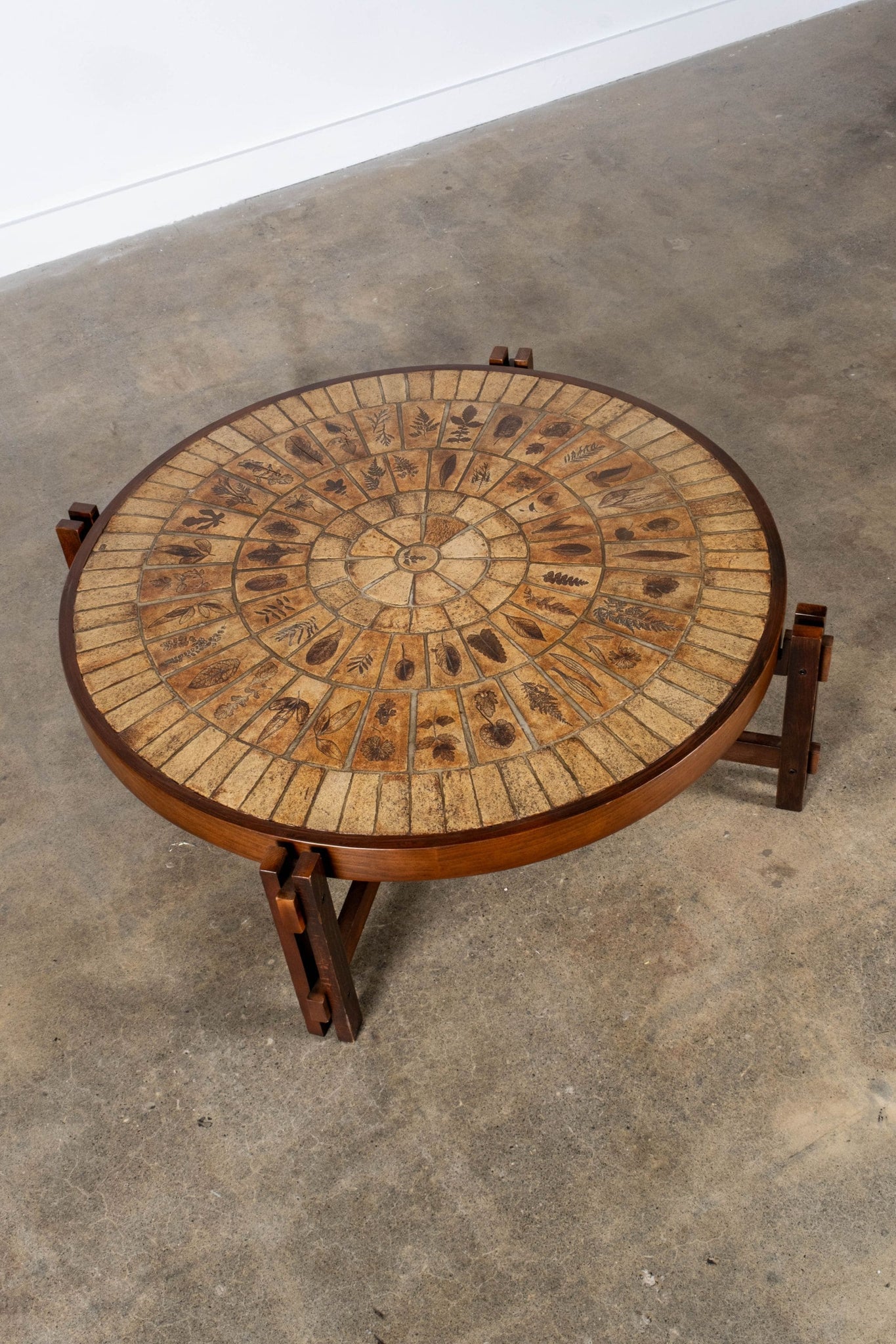 Garrigue Tiled-Top Coffee Table, Round by Roger Capron | Bonne Choice