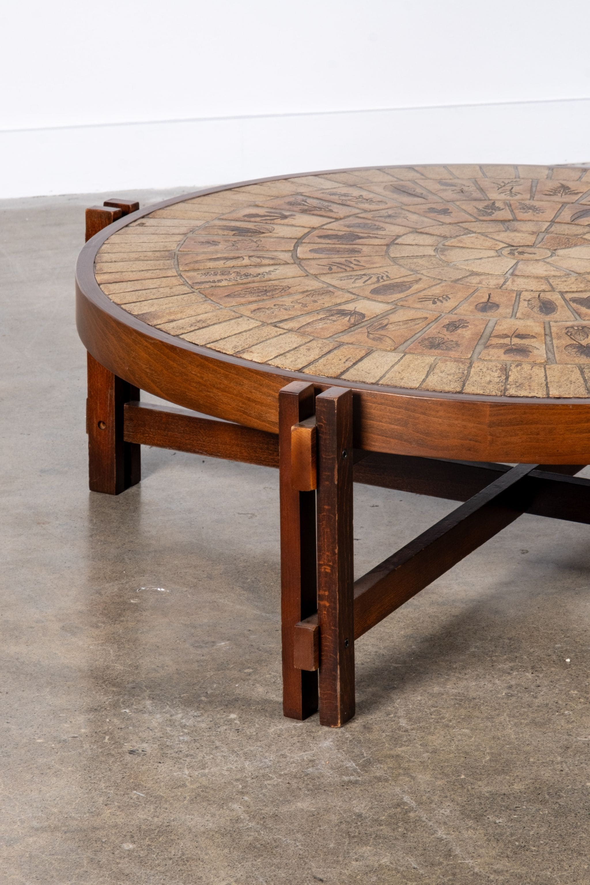 Garrigue Tiled-Top Coffee Table, Round by Roger Capron | Bonne Choice