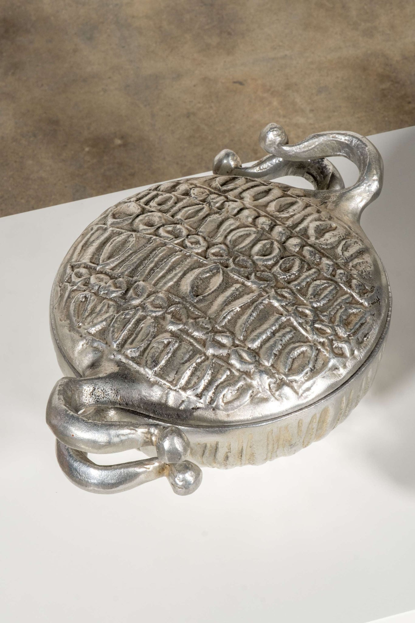 Covered Casserole Dish, Round