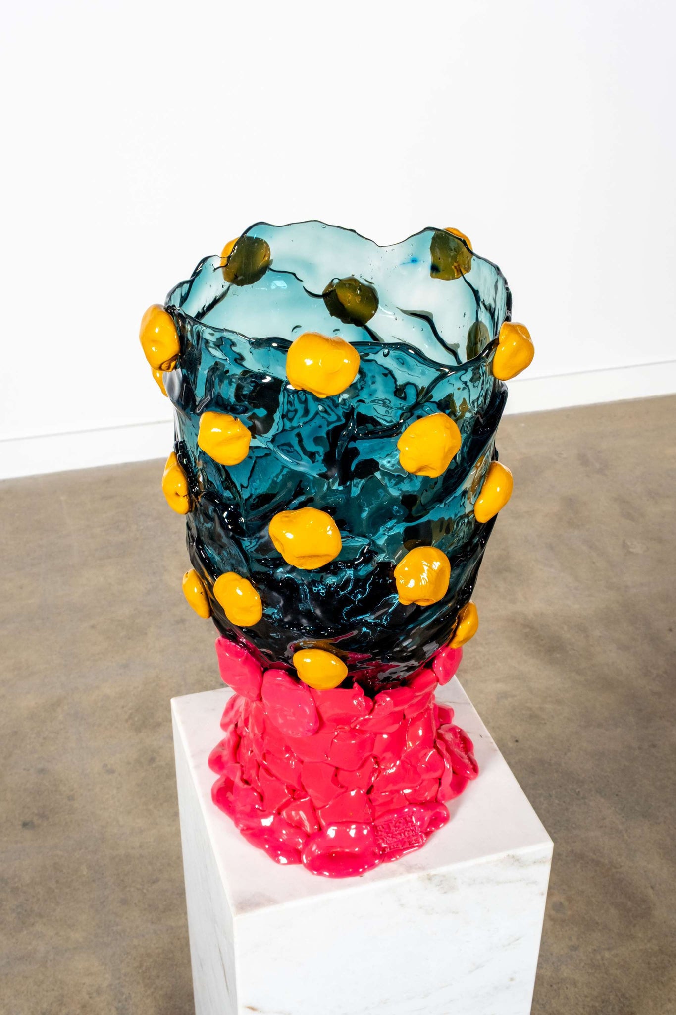 Nugget Vase Extra Colour (XL), Clear Aqua, Matte Ochre, Matte Fuschia