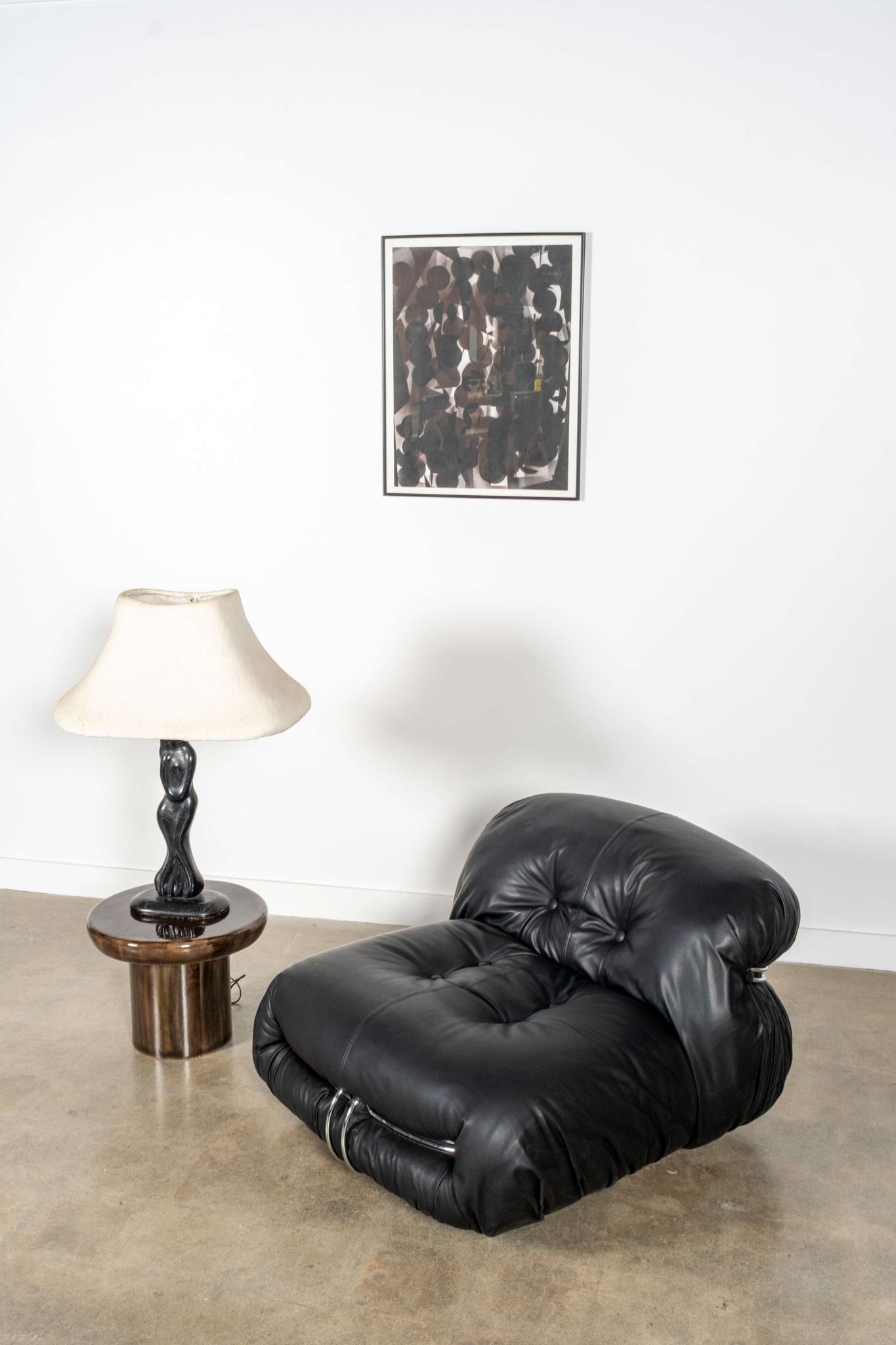 Pair of Soriana Lounge Chairs in Black Leather