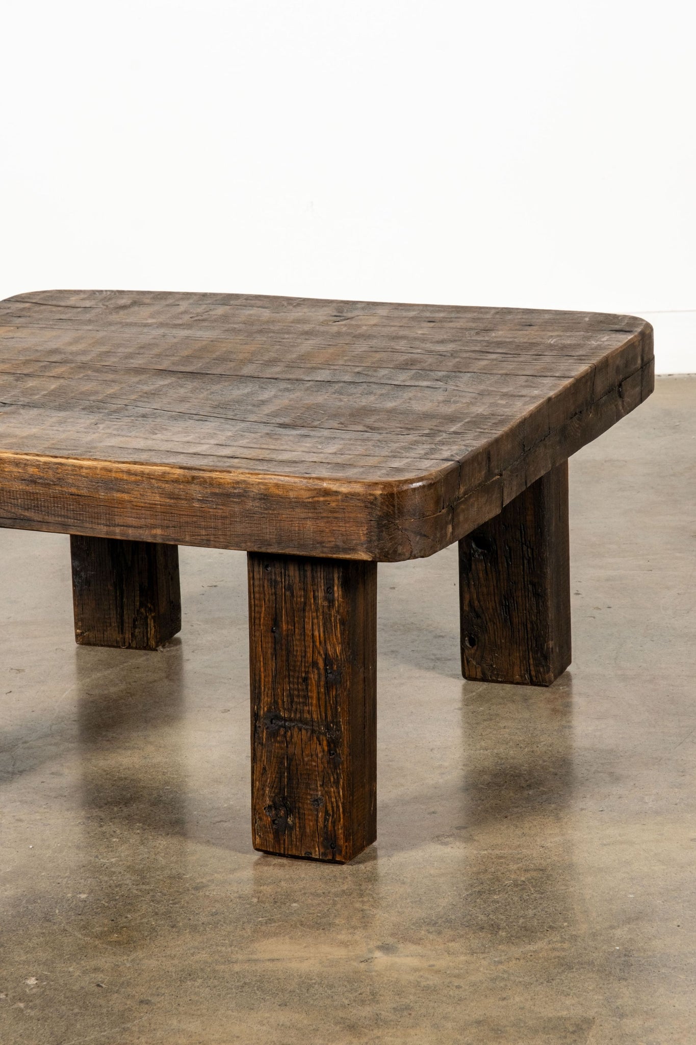 Dark Oak Coffee Table | Bonne Choice