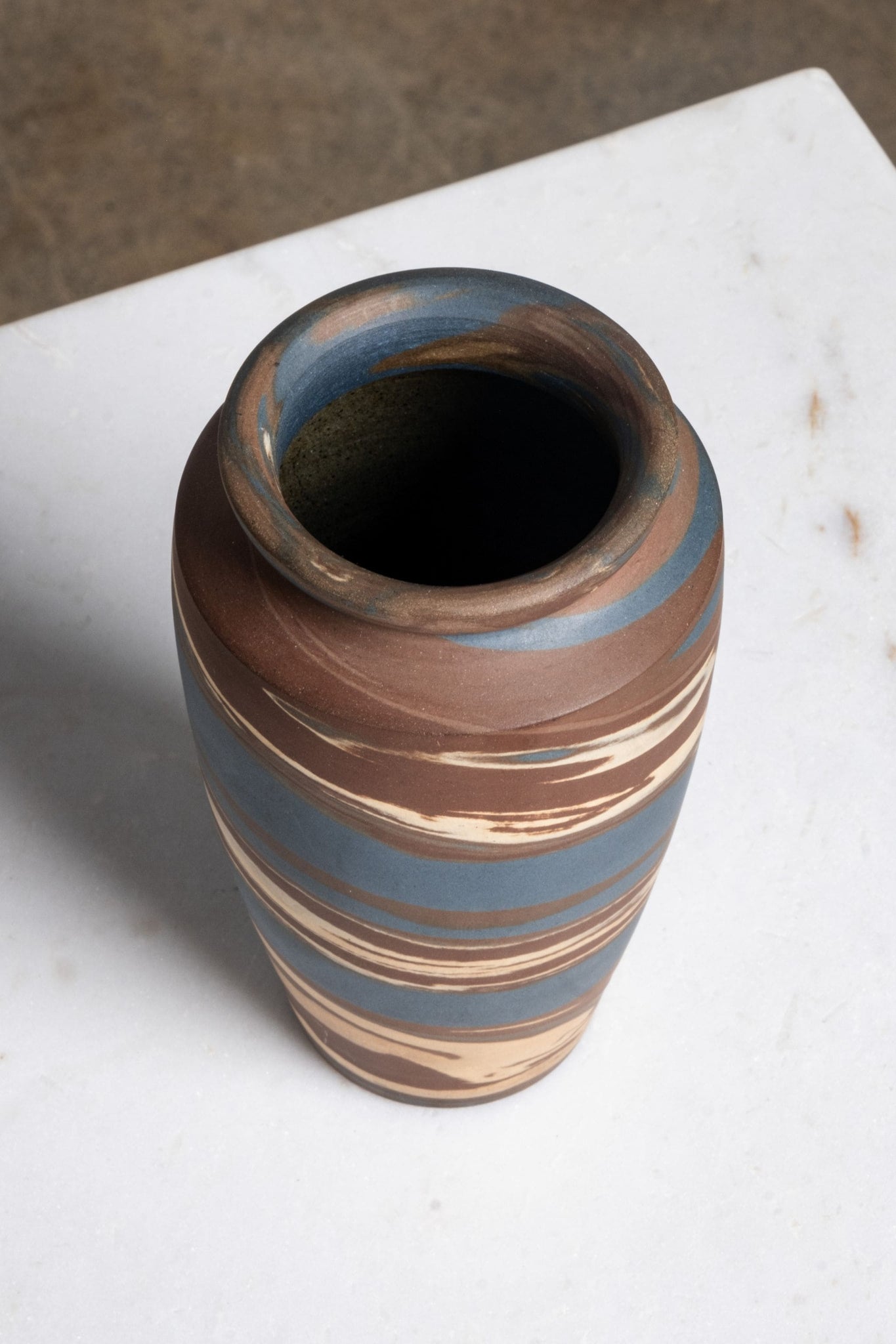 Vintage Dark Swirl Pottery Vessel | Bonne Choice