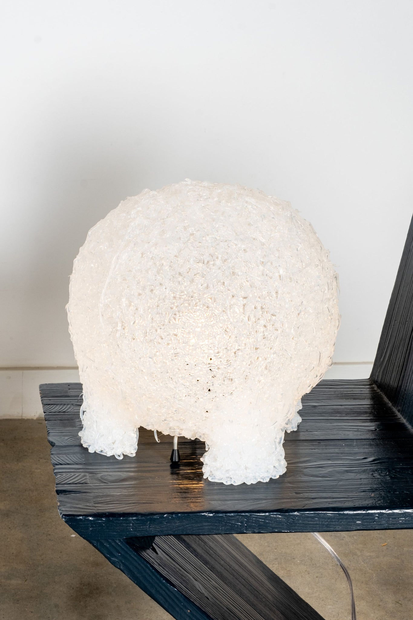 Meritalia "Edizioni del Pesce" Moss Lamp  / White | Bonne Choice