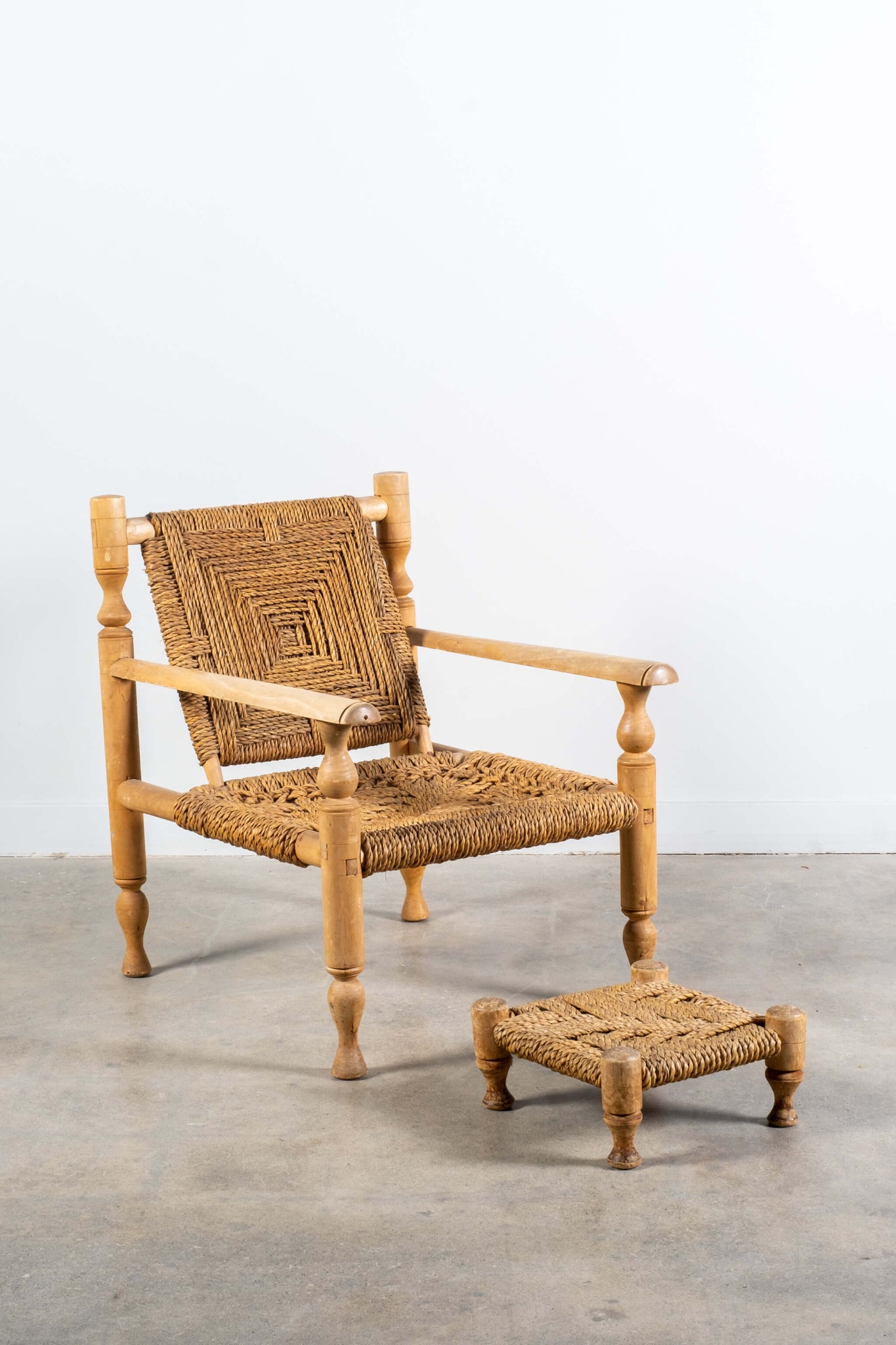 Vintage French Wood and Rope Armchairs with Footstools Adrien Audoux and Frida Minet, front angled view
