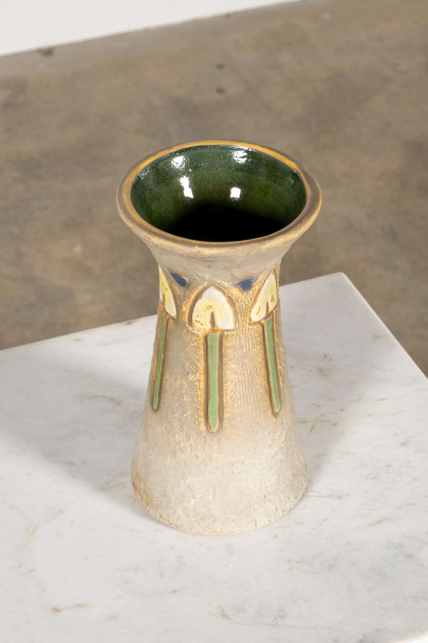 Mostique Gray 1916 Arts & Crafts Pottery Vase