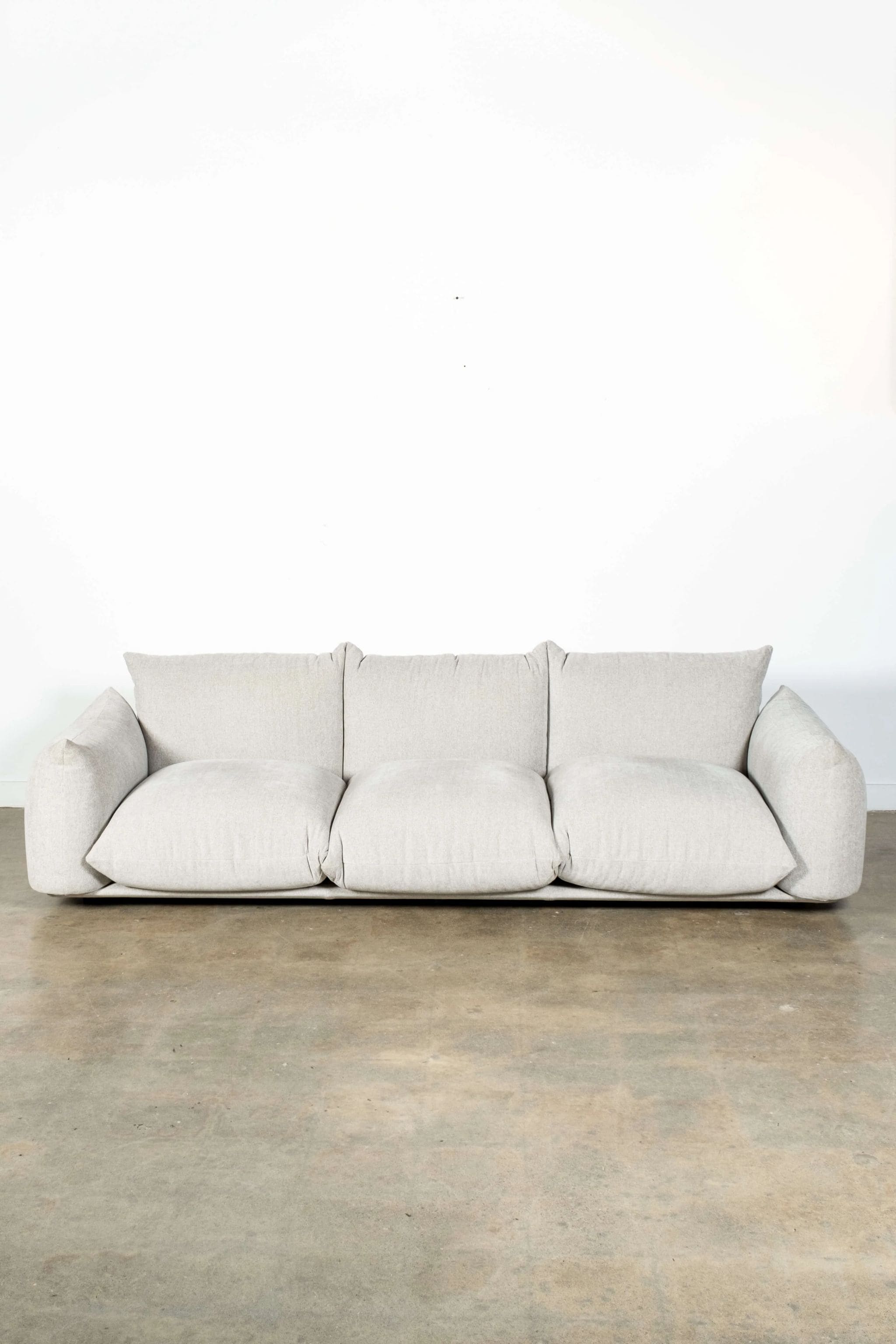 Arflex Marenco 3-Seater Sofa, Light Grey by Mario Marenco | Bonne