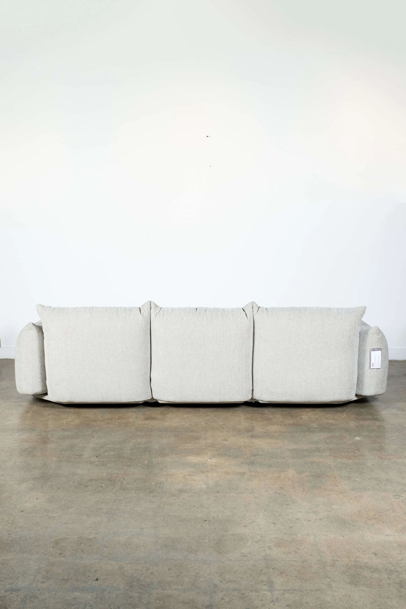 Arflex Marenco 3-Seater Sofa, Light Grey by Mario Marenco | Bonne Choice