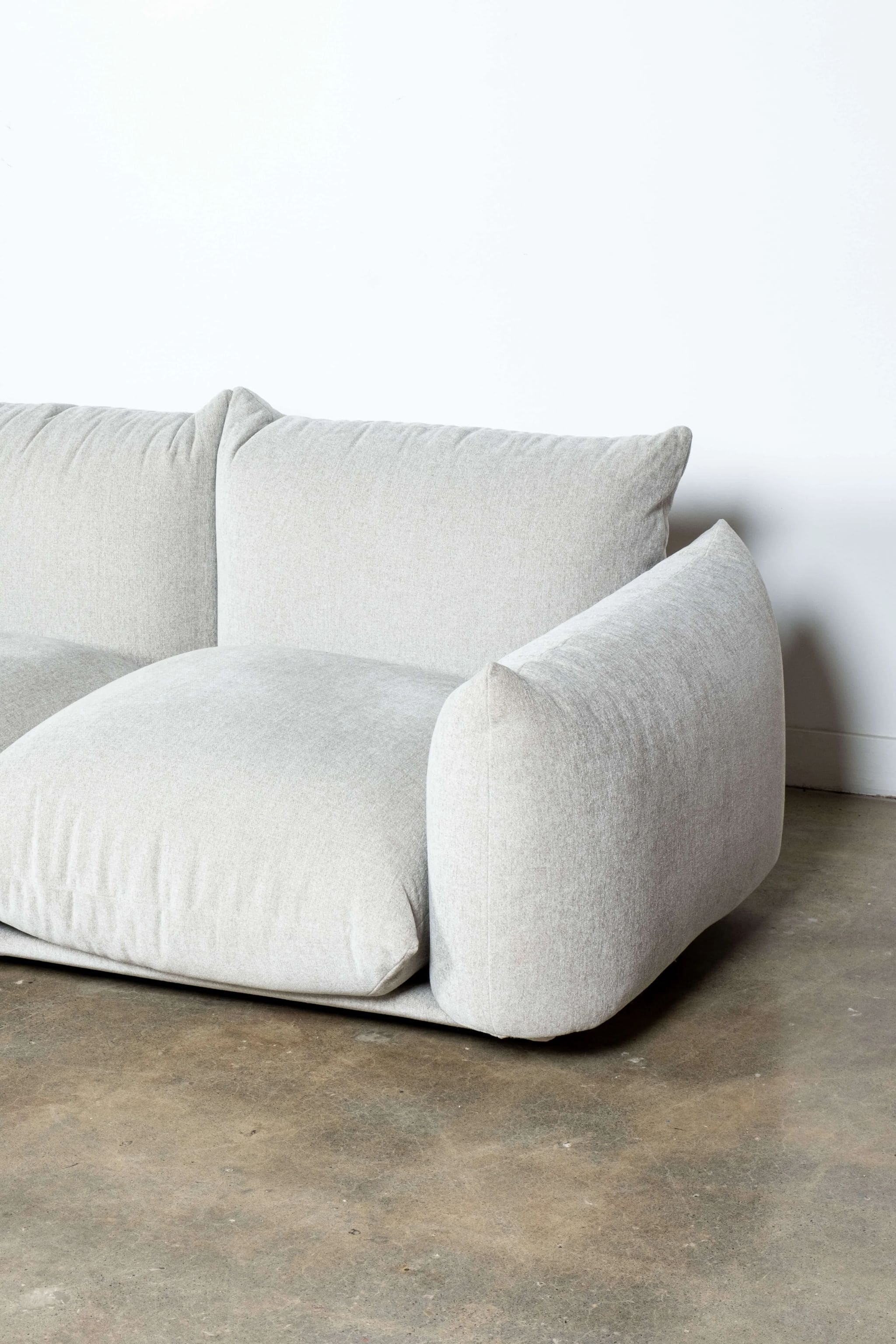 Arflex Marenco 3-Seater Sofa, Light Grey by Mario Marenco | Bonne