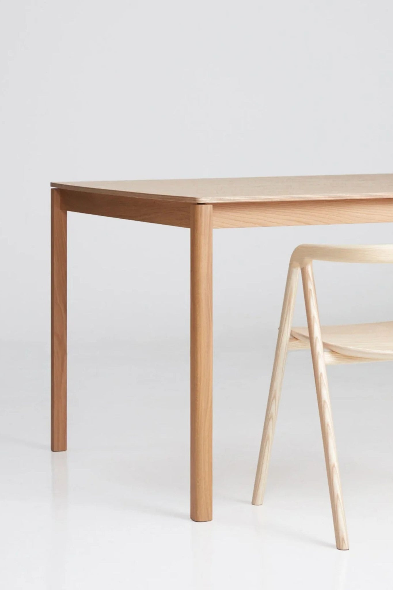 Bonne Choice - Made by Choice HALIKKO Dining Table