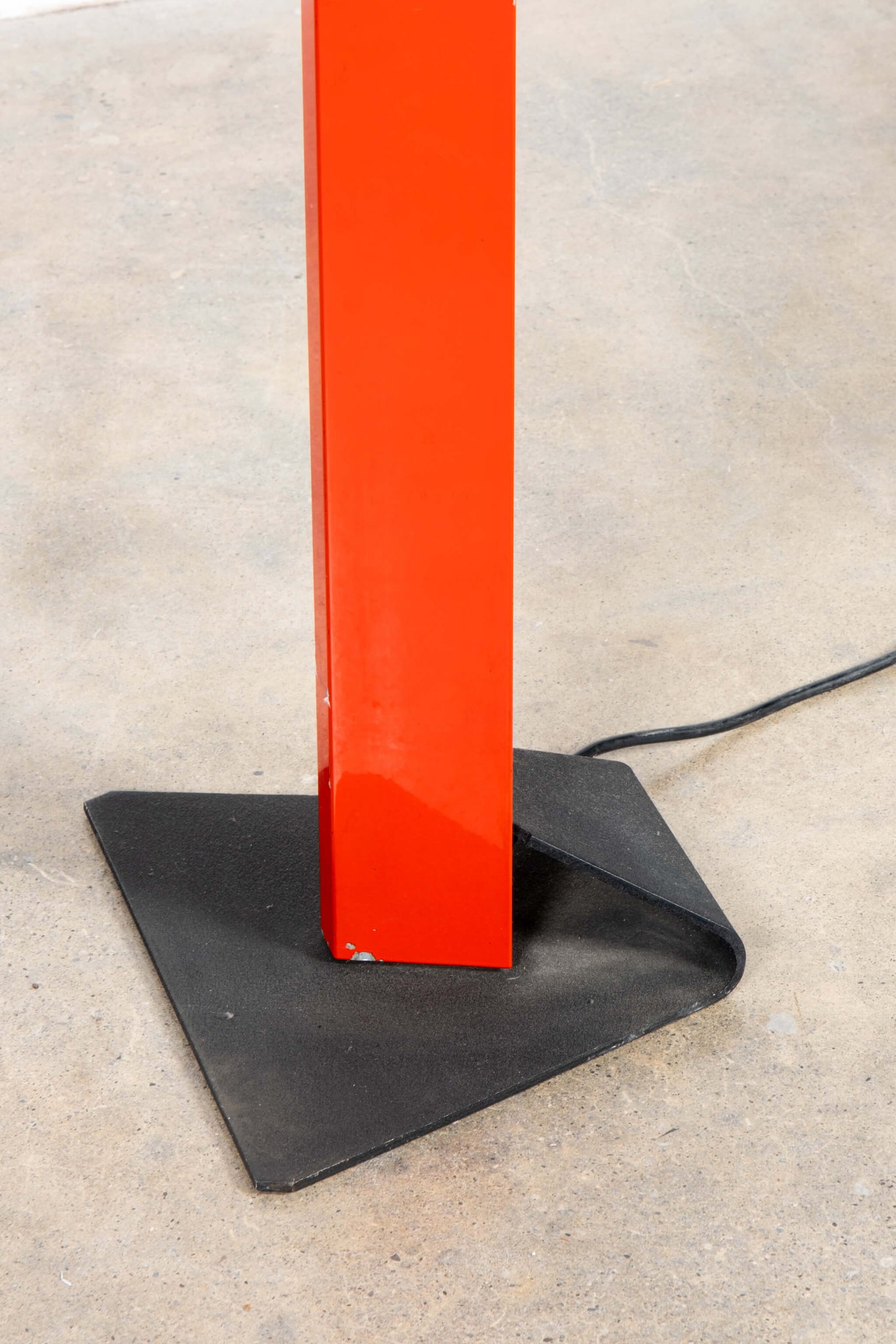 Vintage Red 'Klipper' Floor Lamp TVE Mauro Marzollo, base detail