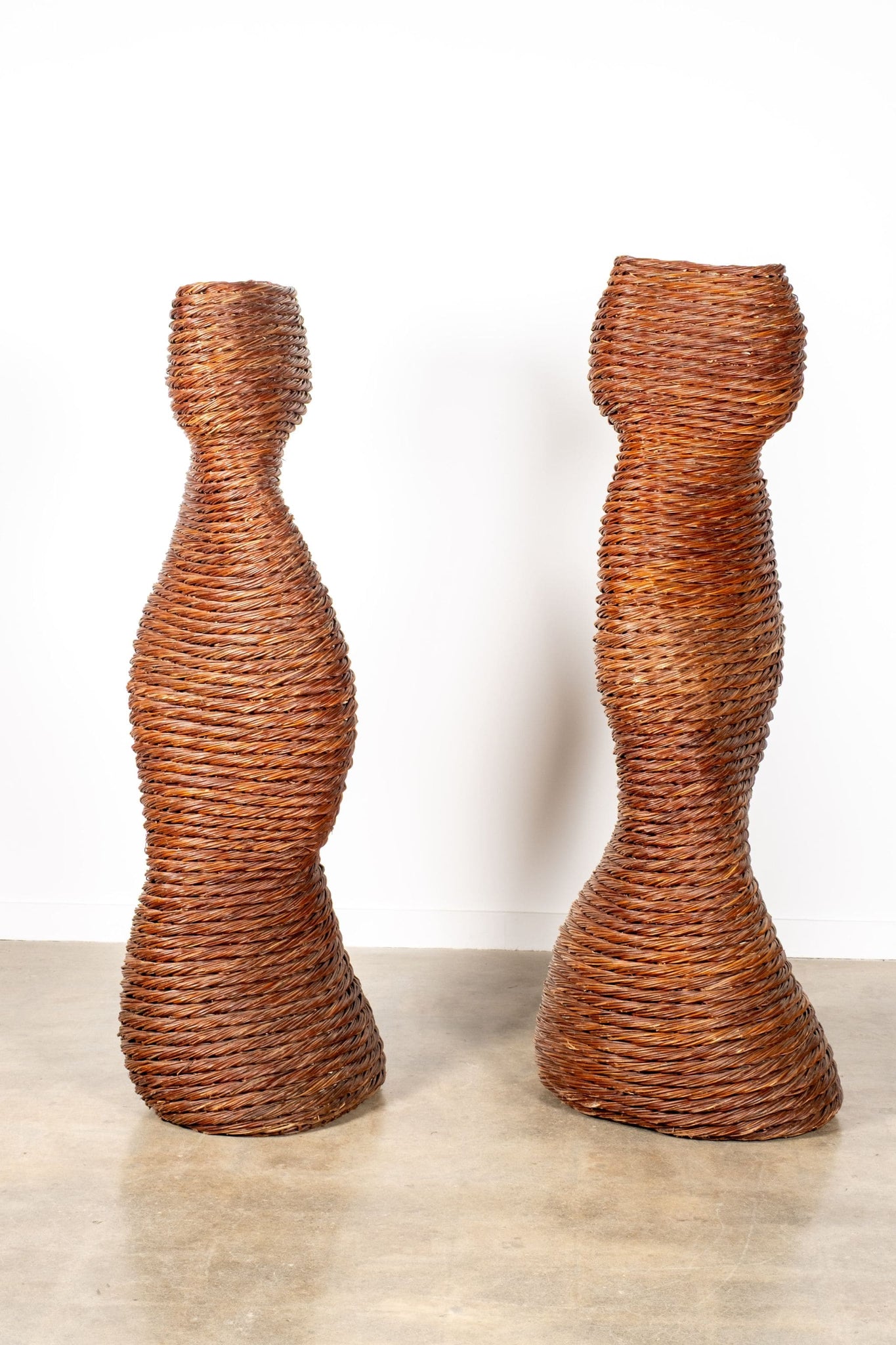 Large Woven Freeform Sculpture by Klaus Titze | Bonne Choice