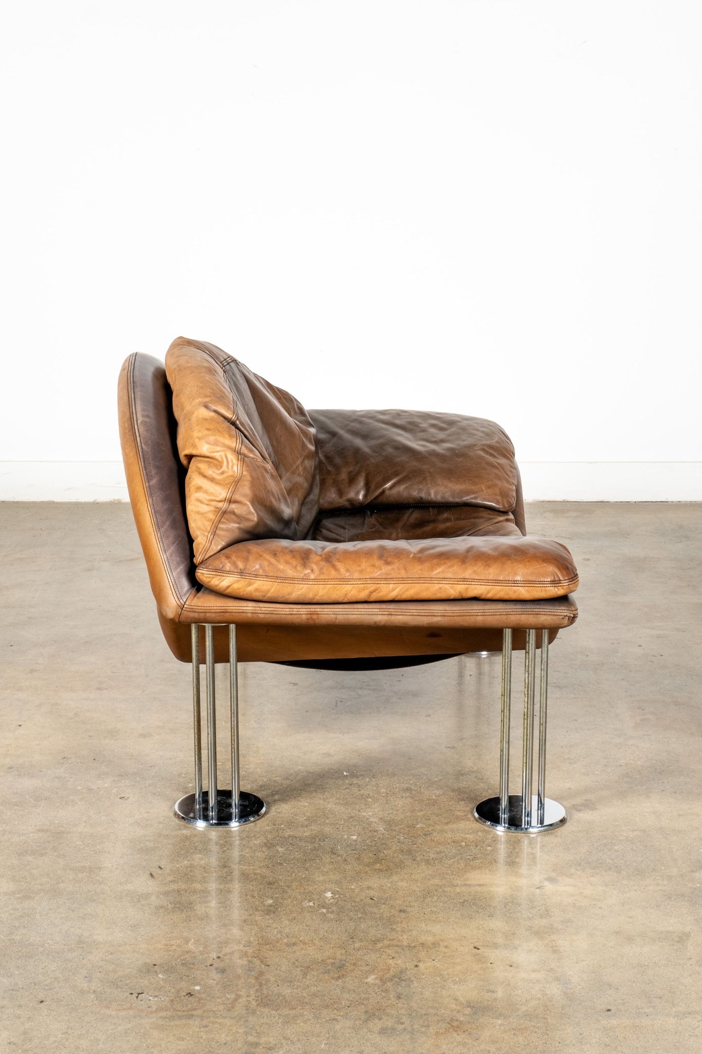 Leather Lounge Chair | Bonne Choice