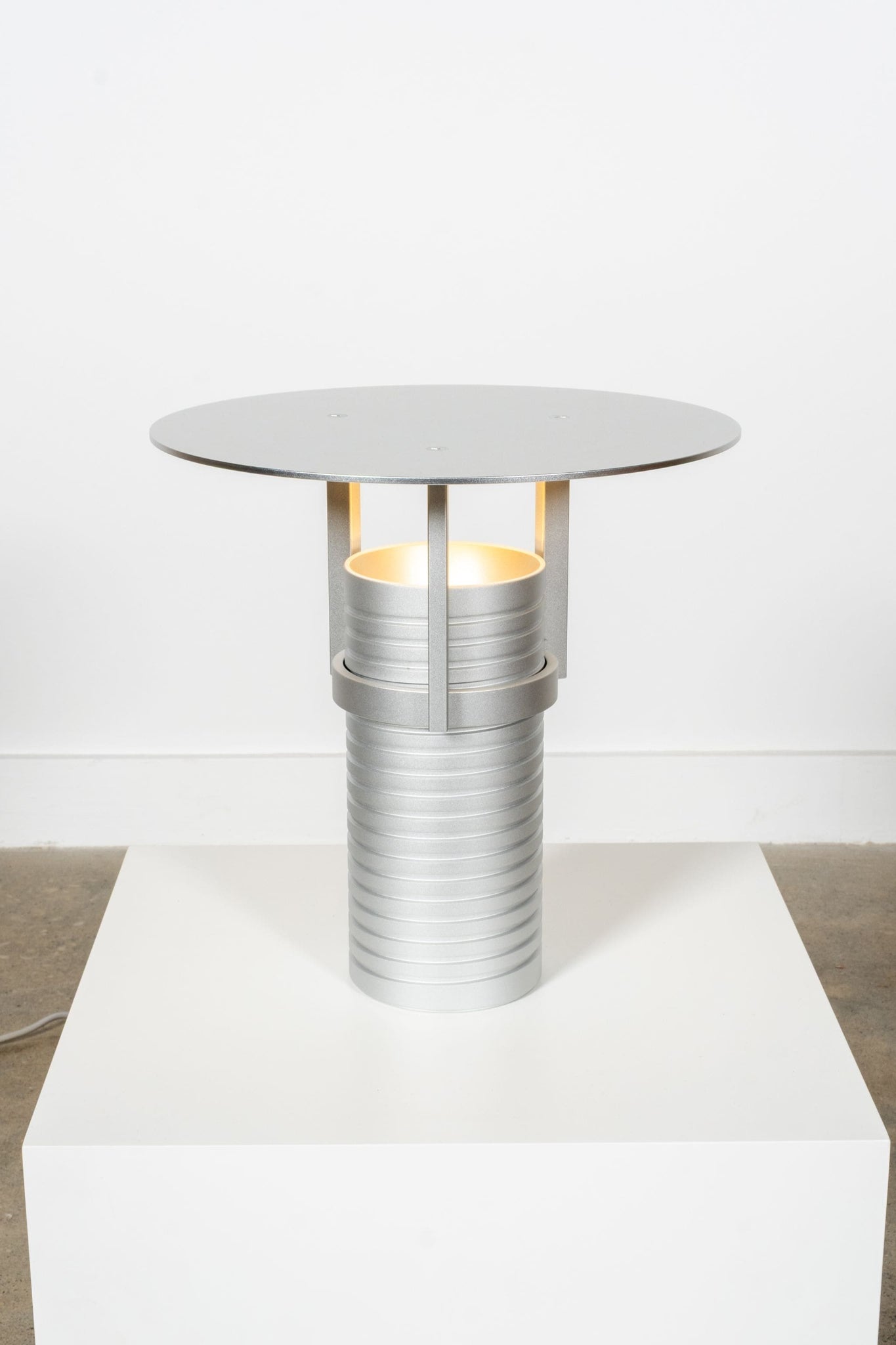 MUUTO Set Lamp by Jamie Wolfond | Bonne Choice