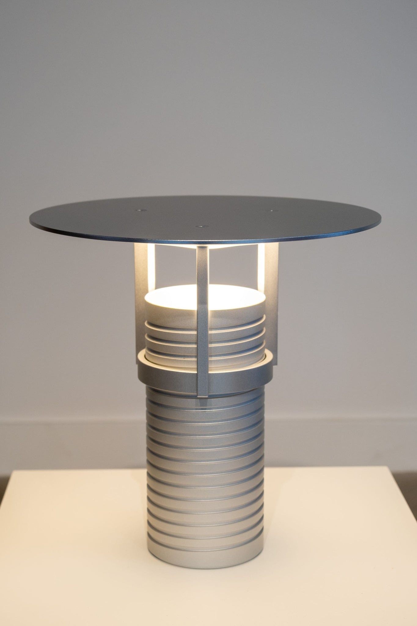 MUUTO Set Lamp by Jamie Wolfond | Bonne Choice
