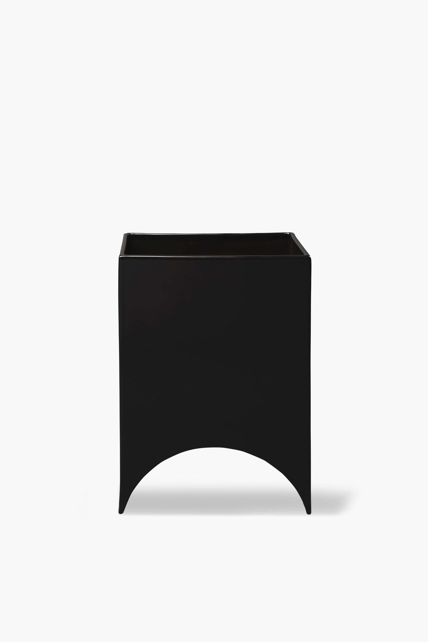 Black "Onda" Vase
