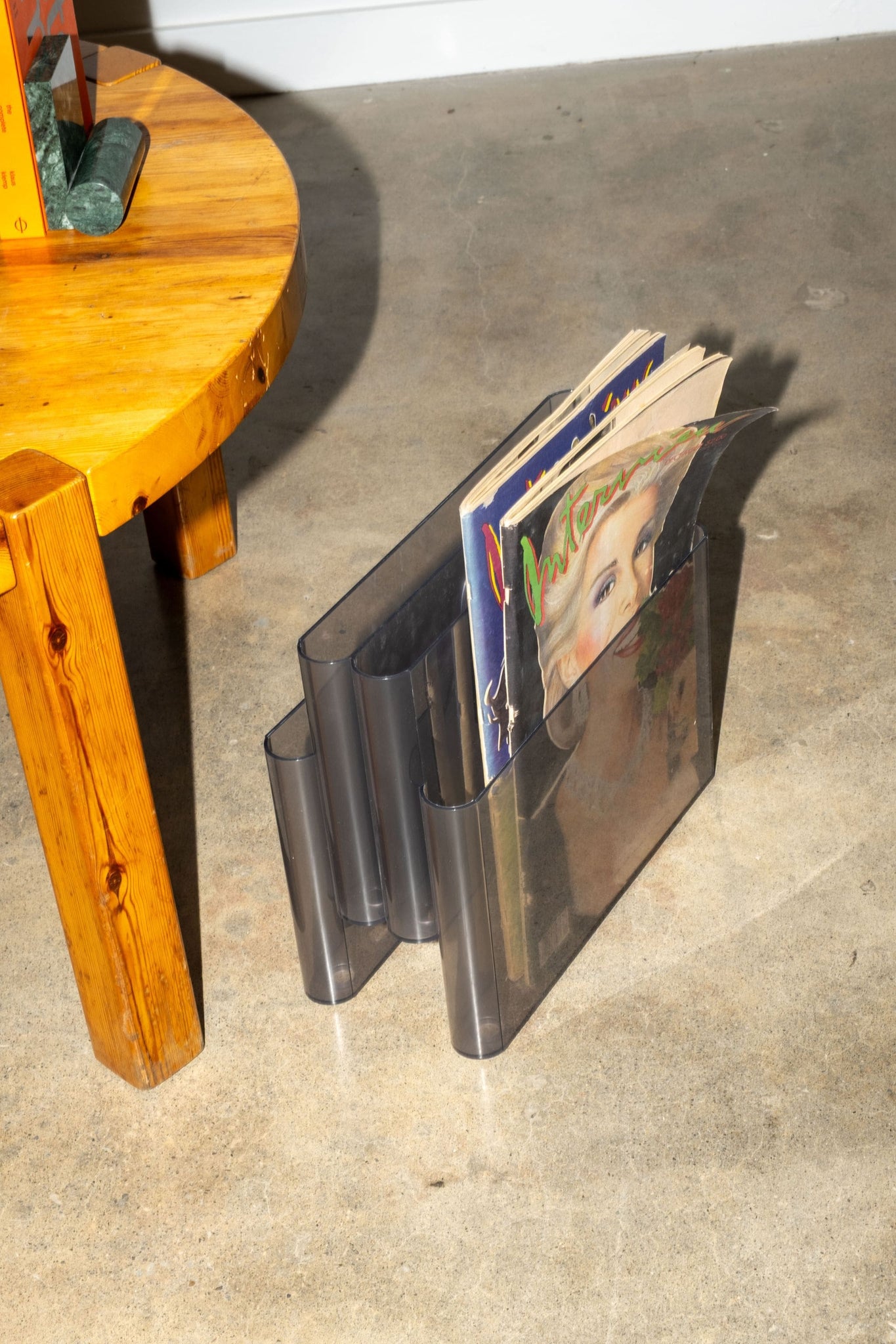 Vintage Kartell Model 4676 Magazine Holder, Smoke | Bonne Choice