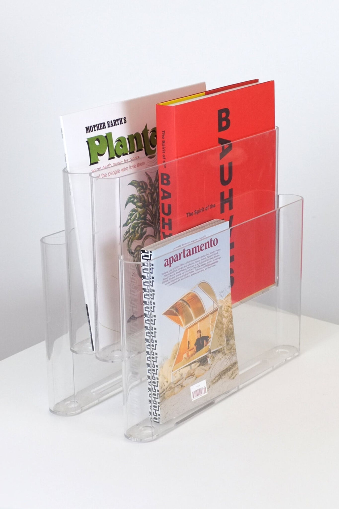 Vintage Kartell Model 4676 Magazine Holder, Clear | Bonne Choice