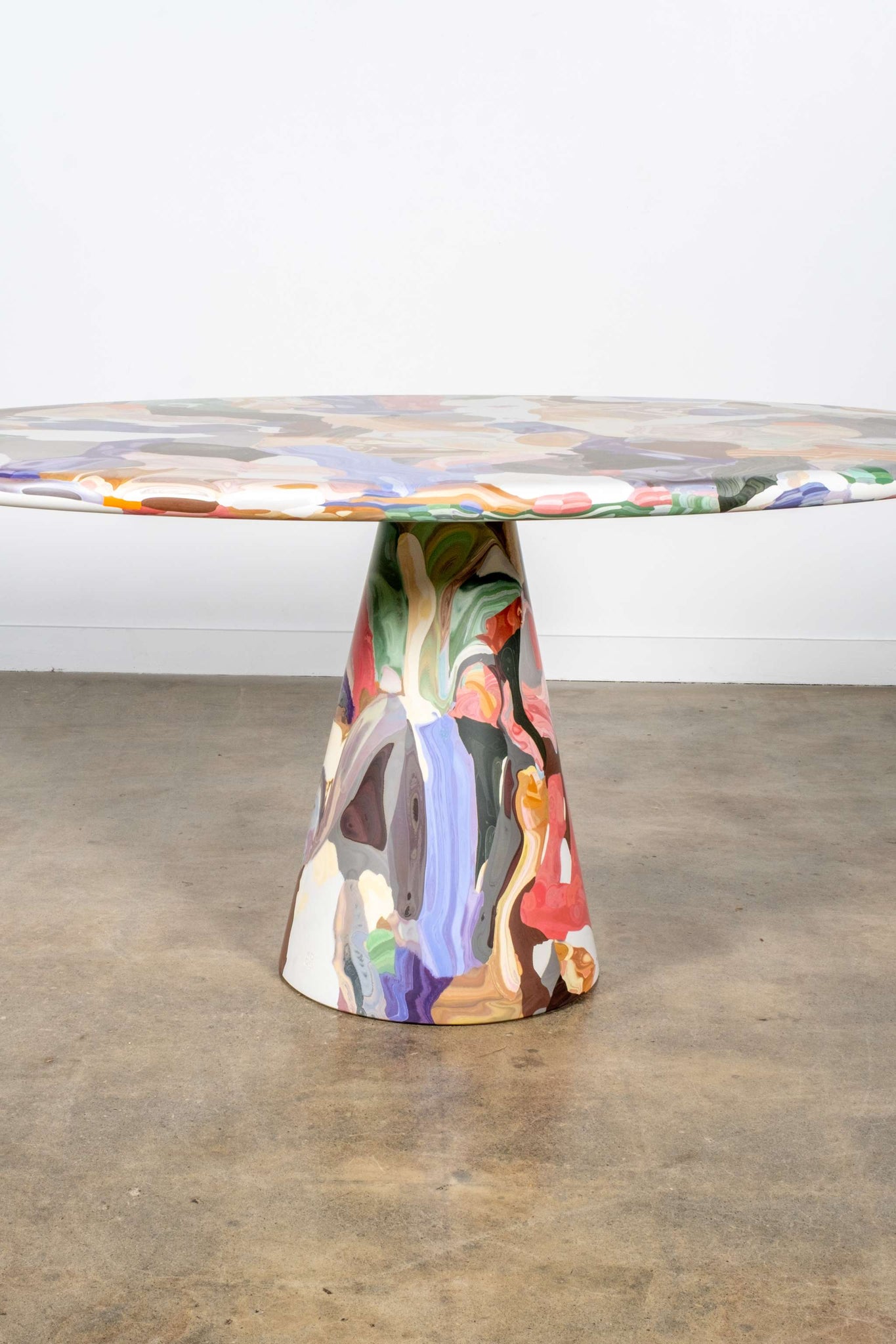 Meltingpot Ellipse Table, 6P
