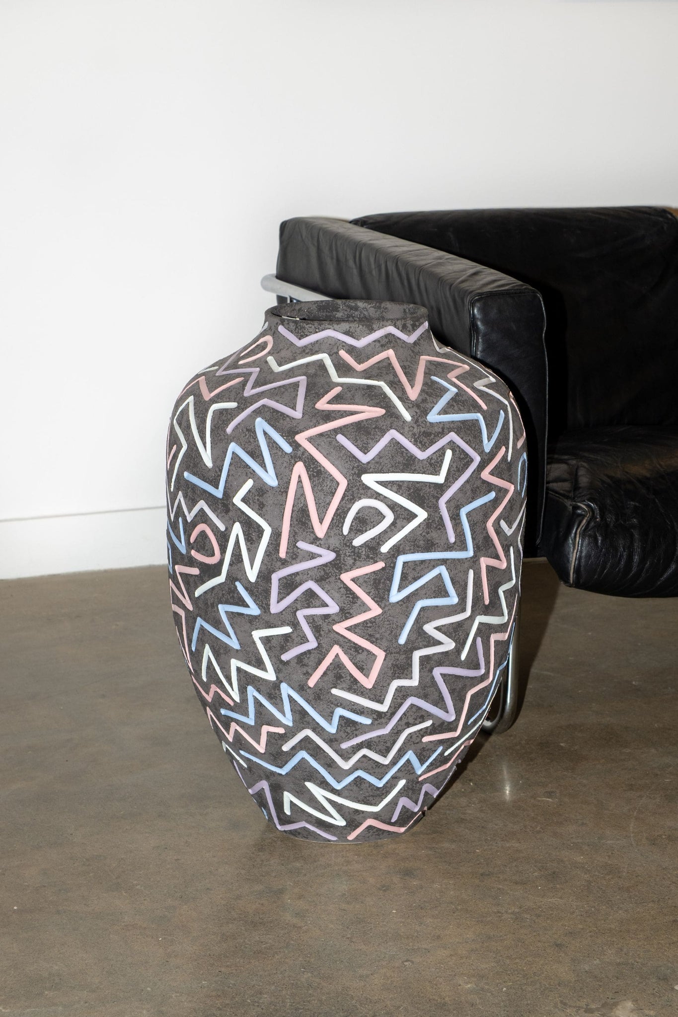 Large-Scale 1980s Memphis Vase by Wesley Anderegg | Bonne Choice