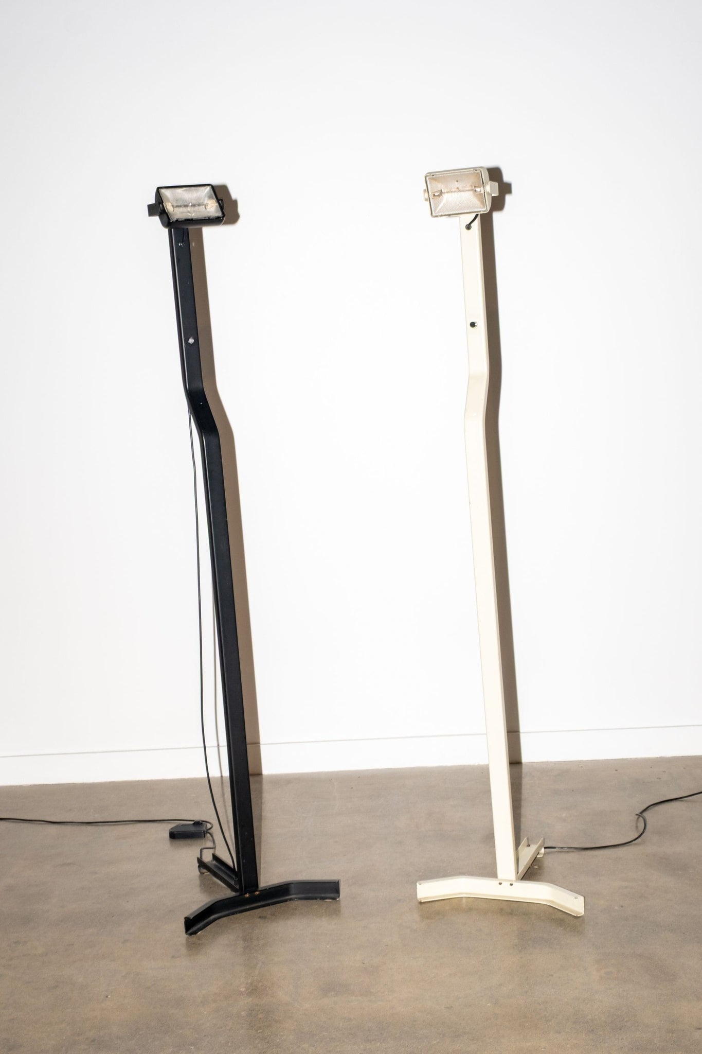 Vintage Metal Floor Lamp, Black | Bonne Choice