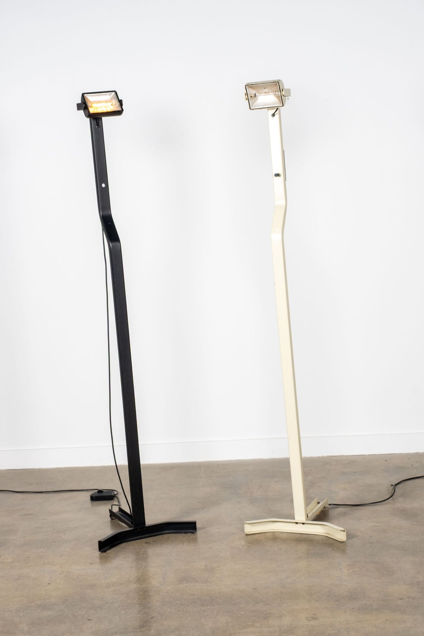 Vintage Metal Floor Lamp, White | Bonne Choice