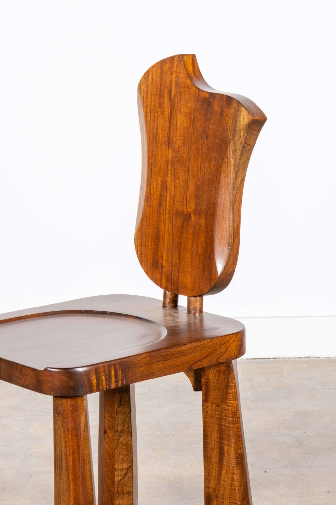 Miuca Wood Chair, Dark | Bonne Choice