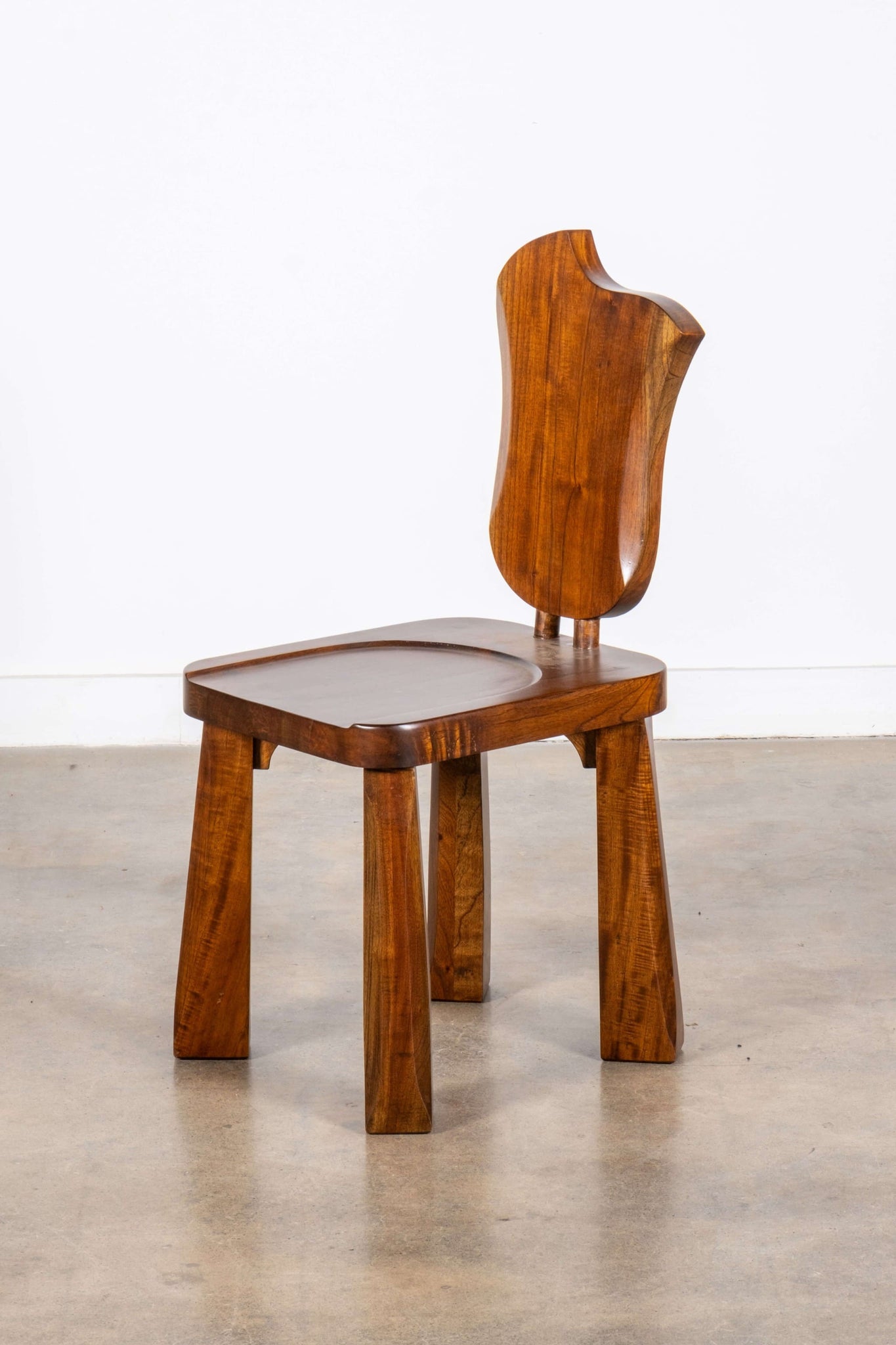 Miuca Wood Chair, Dark | Bonne Choice