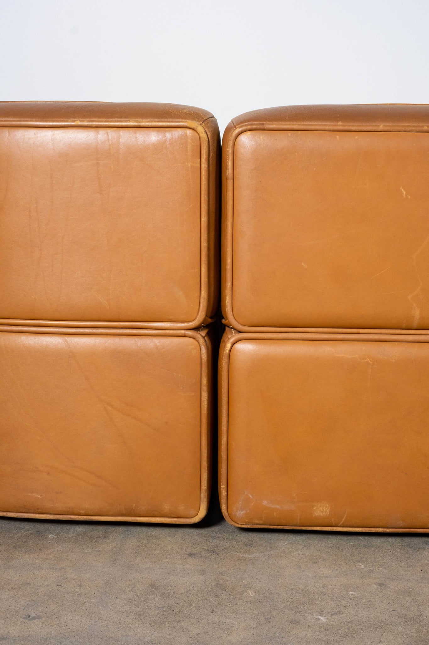 Vintage De Sede 1970s Modular 3-Seater in Patinated Brown Cognac Leather, back detail view
