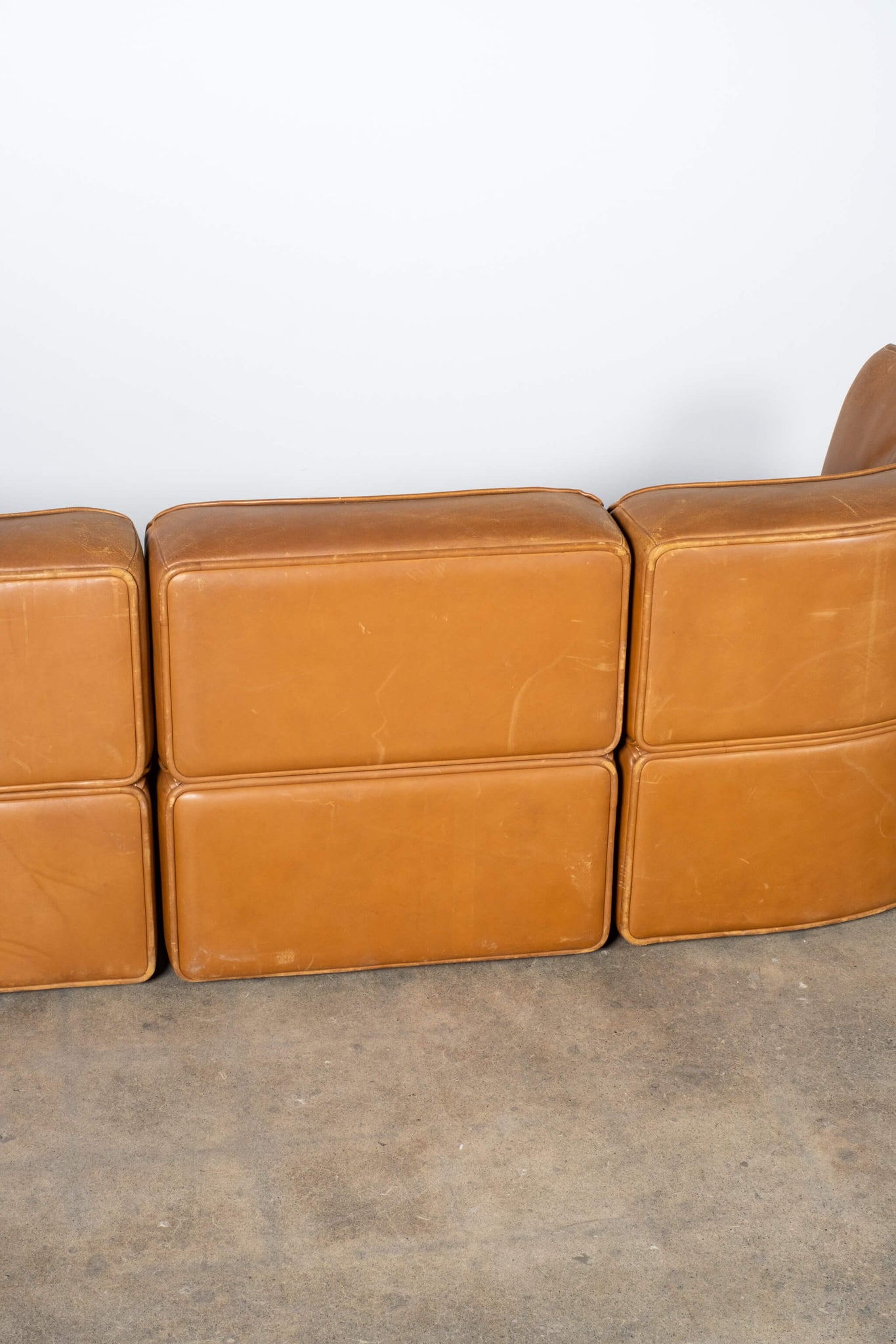 Vintage De Sede 1970s Modular 3-Seater in Patinated Brown Cognac Leather, back detail view