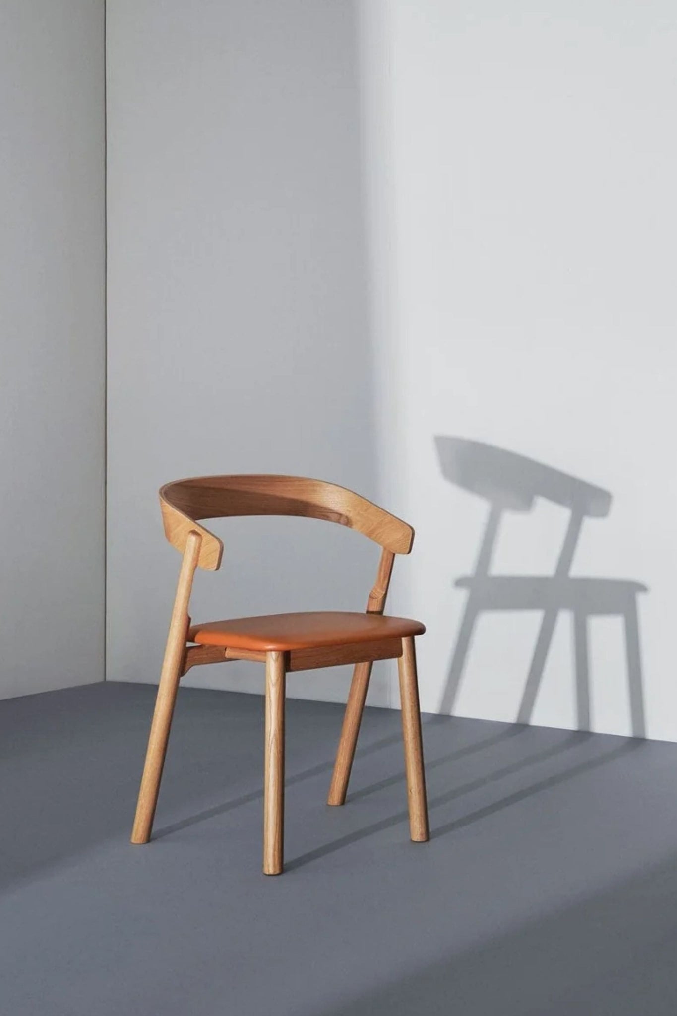 Bonne Choice - Made by Choice NUDE Dining Chair, Leather by Harri Koskinen