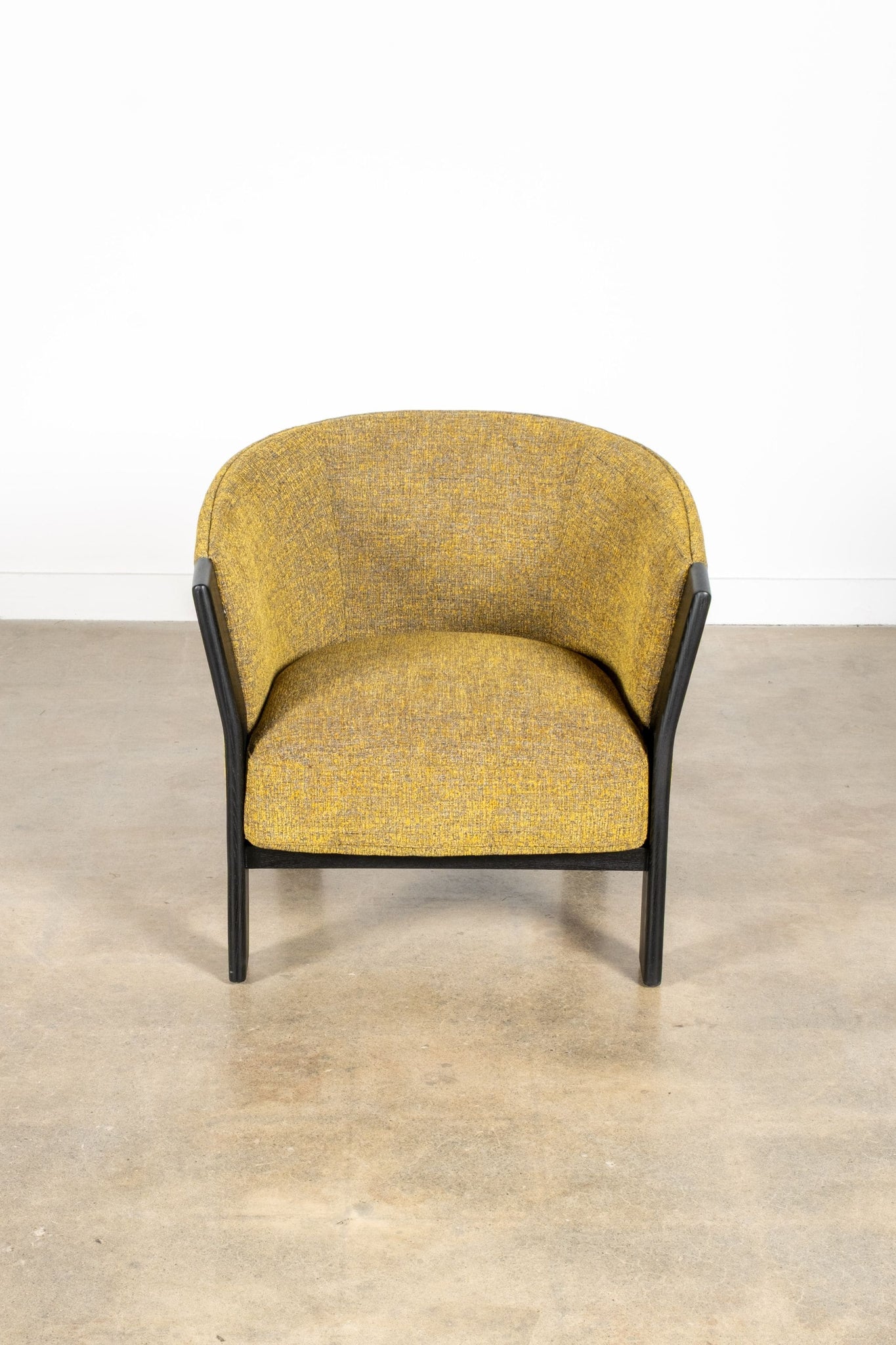Vical Nara Armchair by Francesc Rifé | Bonne Choice