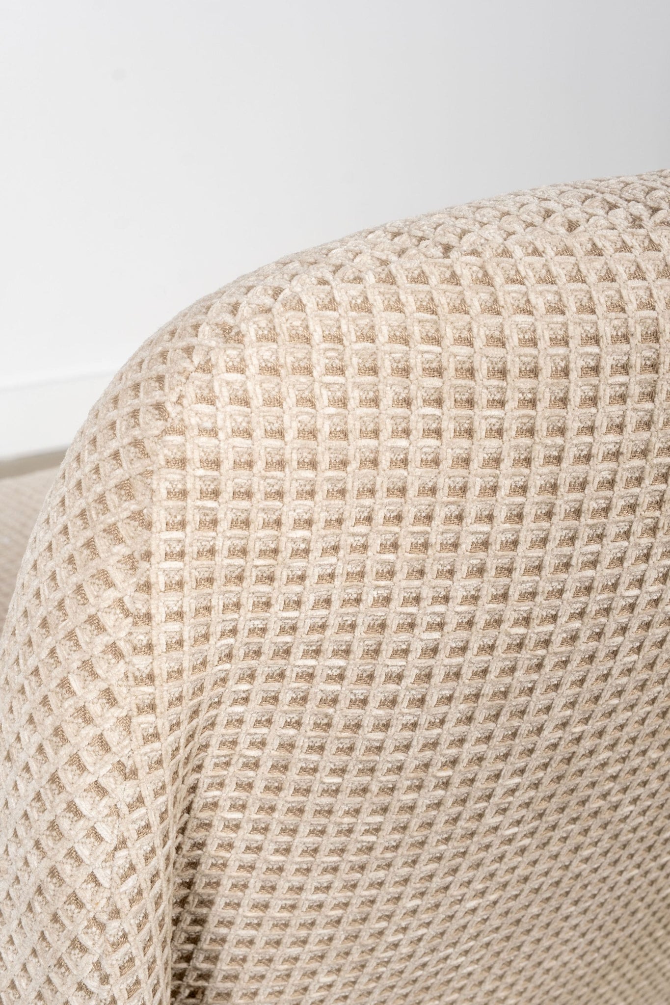 Artifort Newly Upholstered Alky Chair, Cream'Waffle' by Giancarlo Piretti | Bonne Choice
