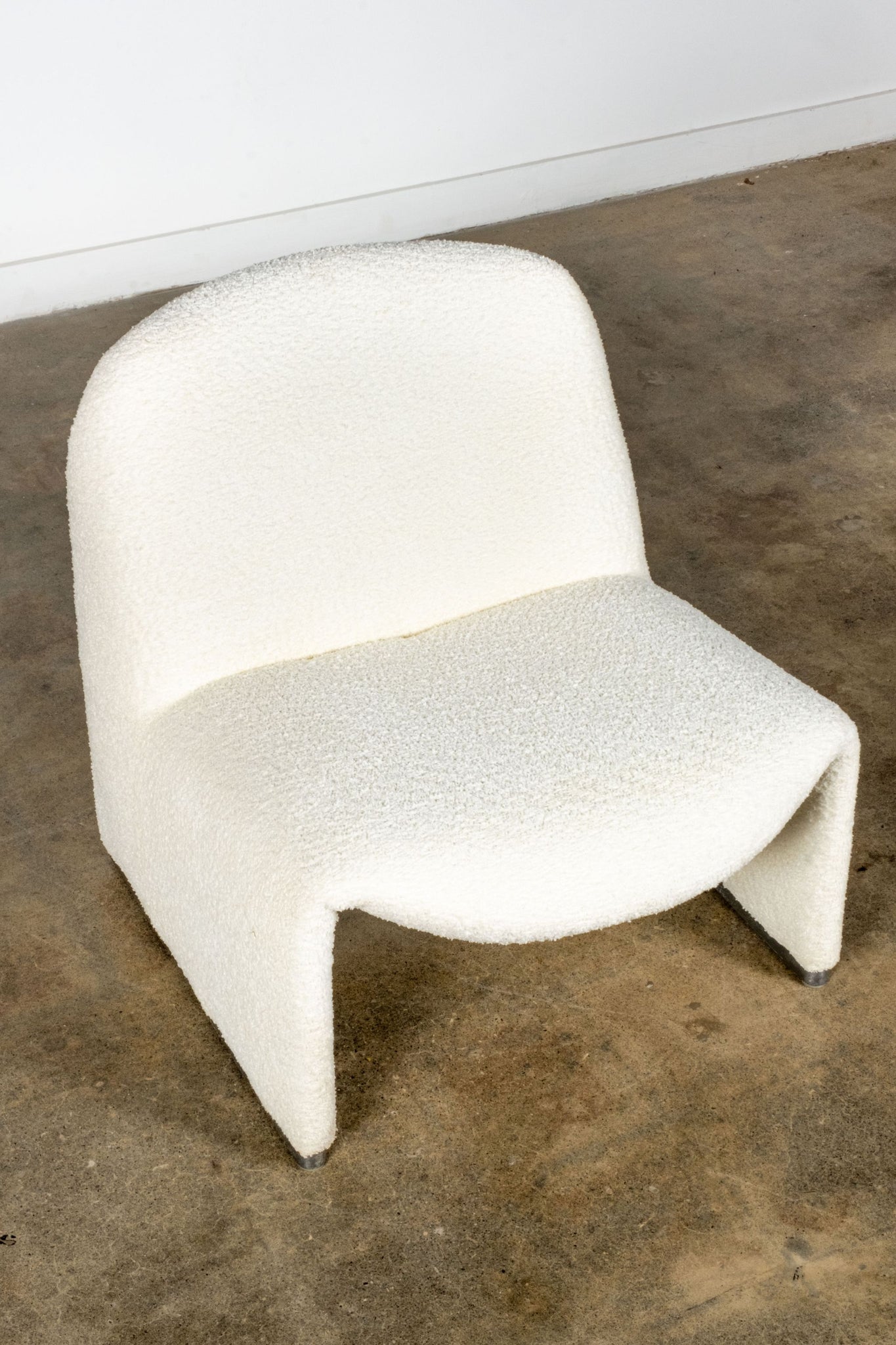 Pair of Alky Chairs, cream boucle | Bonne Choice