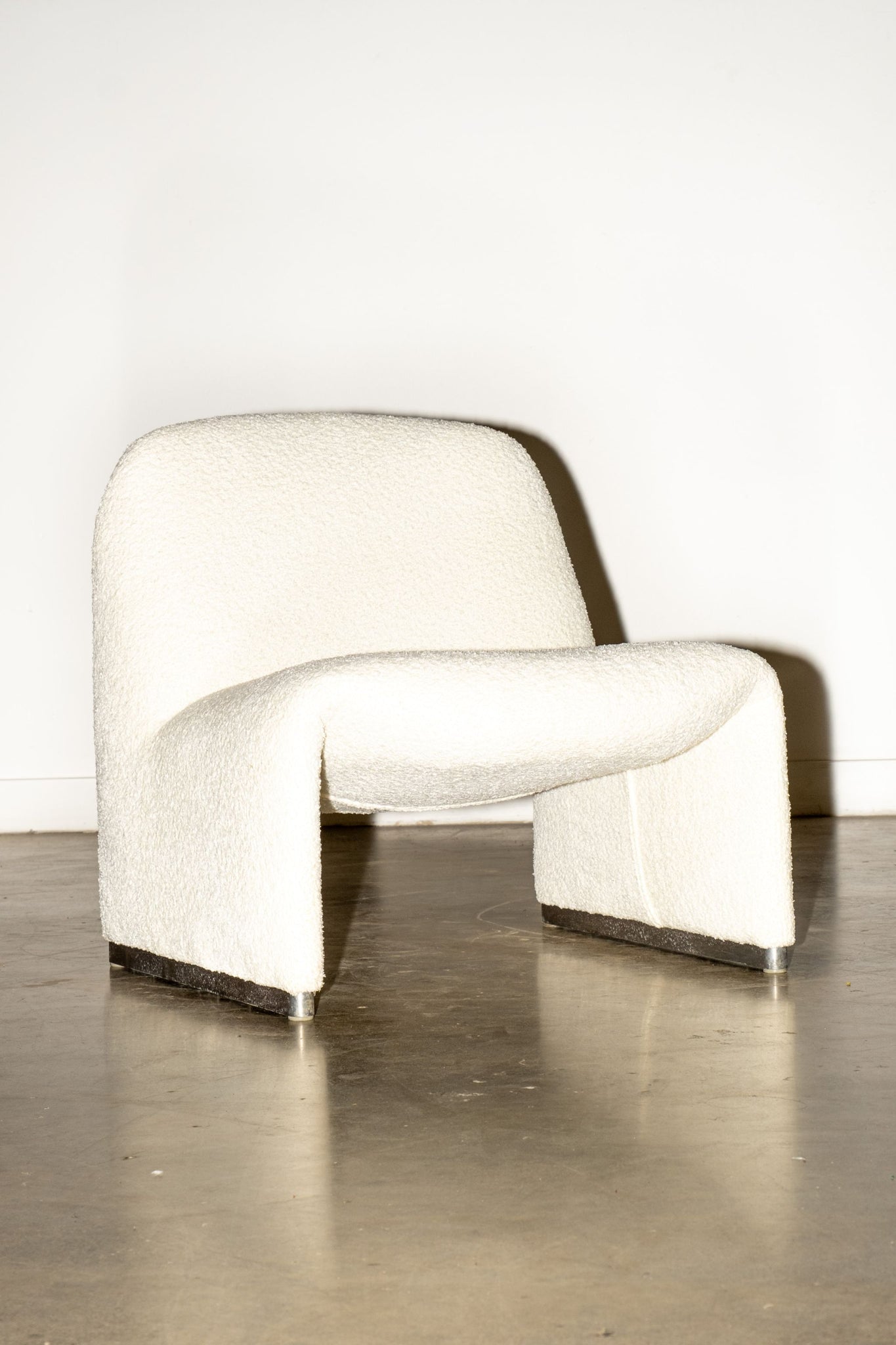 Pair of Alky Chairs, cream boucle | Bonne Choice