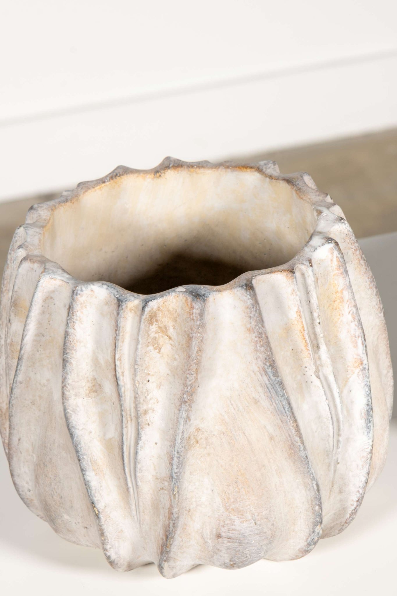 Faux Bois Handkerchief Planter