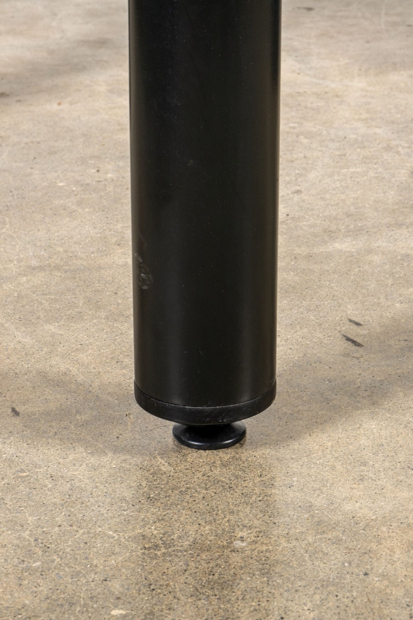 Pastoe, Desk (Black) by Aldo van den Nieuwelaar | Bonne Choice