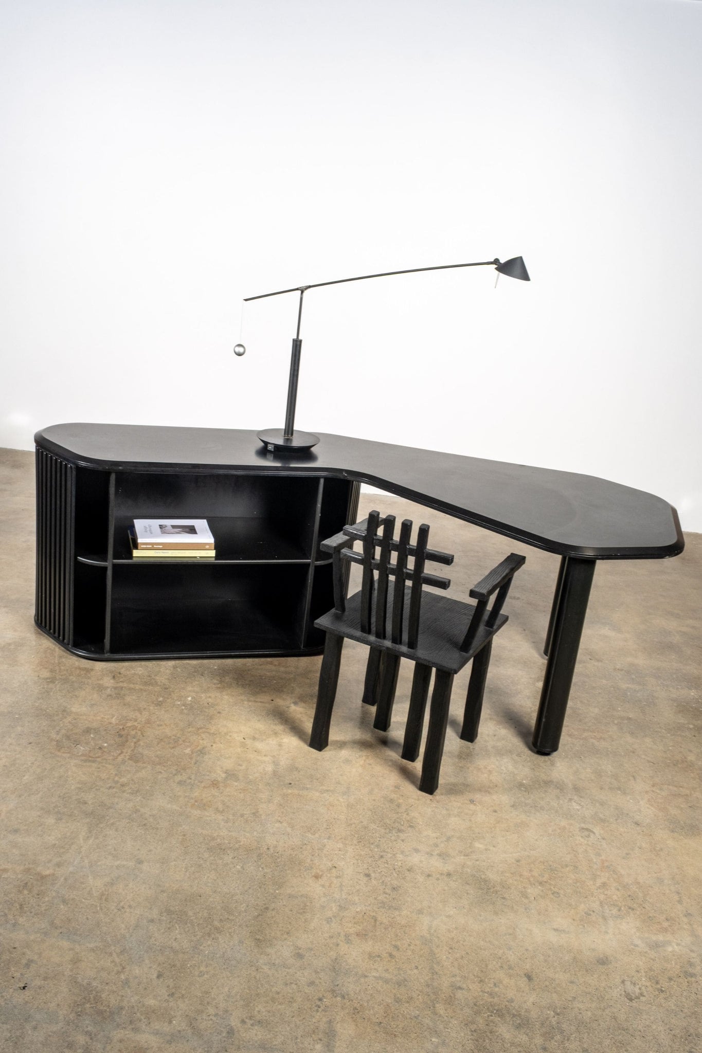 Pastoe, Desk (Black) by Aldo van den Nieuwelaar | Bonne Choice