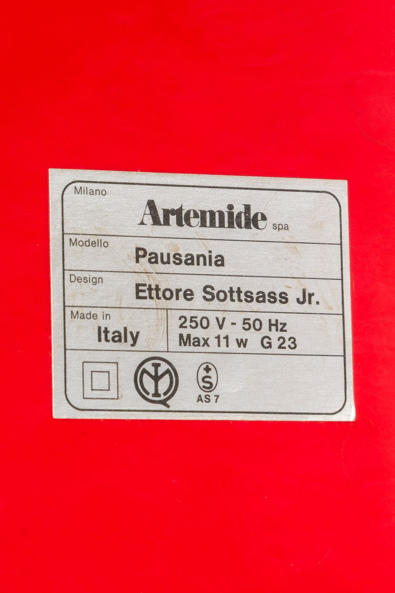 Artemide Pausania Bankers Lamp by Ettore Sottsass | Bonne Choice