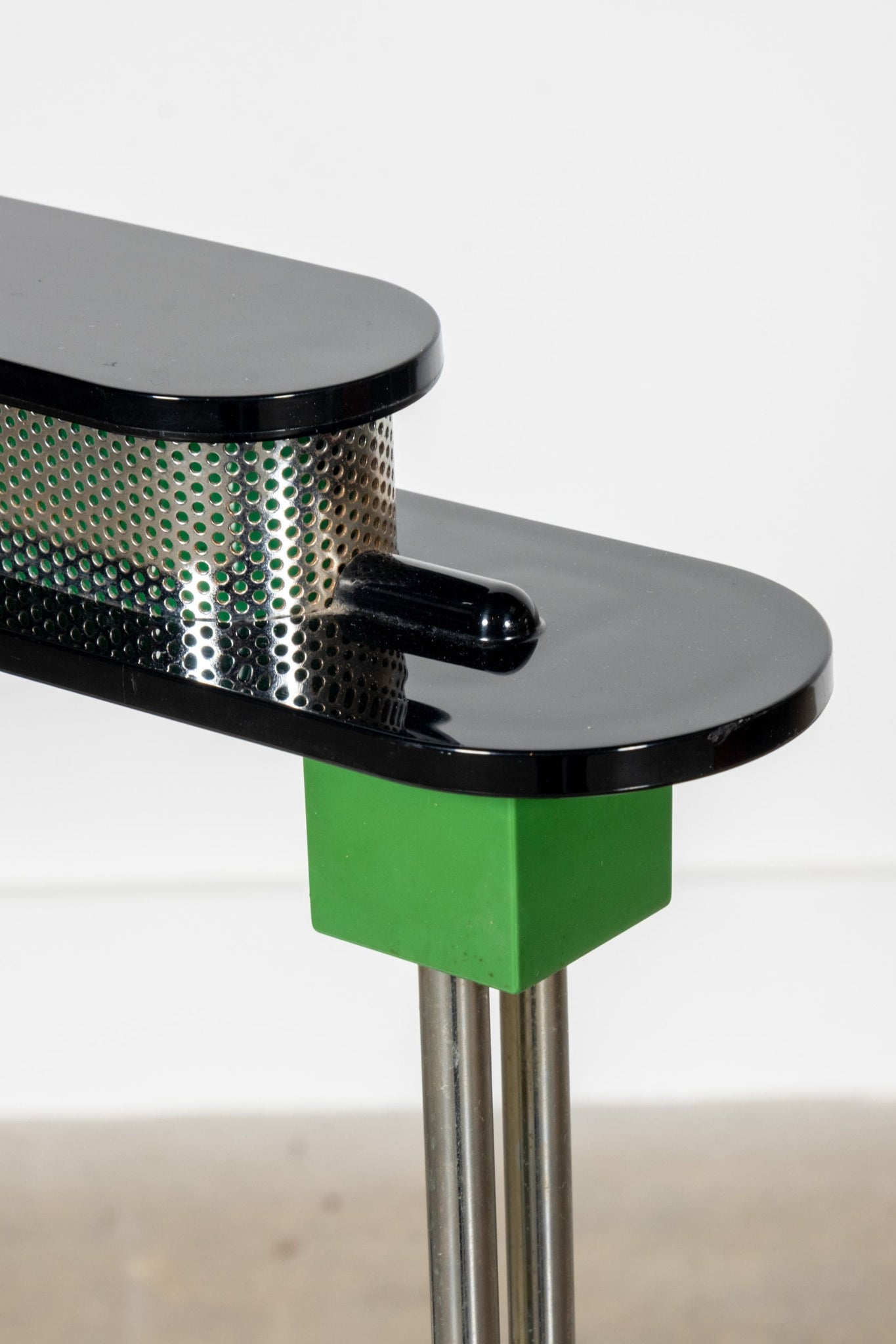 Artemide Pausania Bankers Lamp by Ettore Sottsass | Bonne Choice