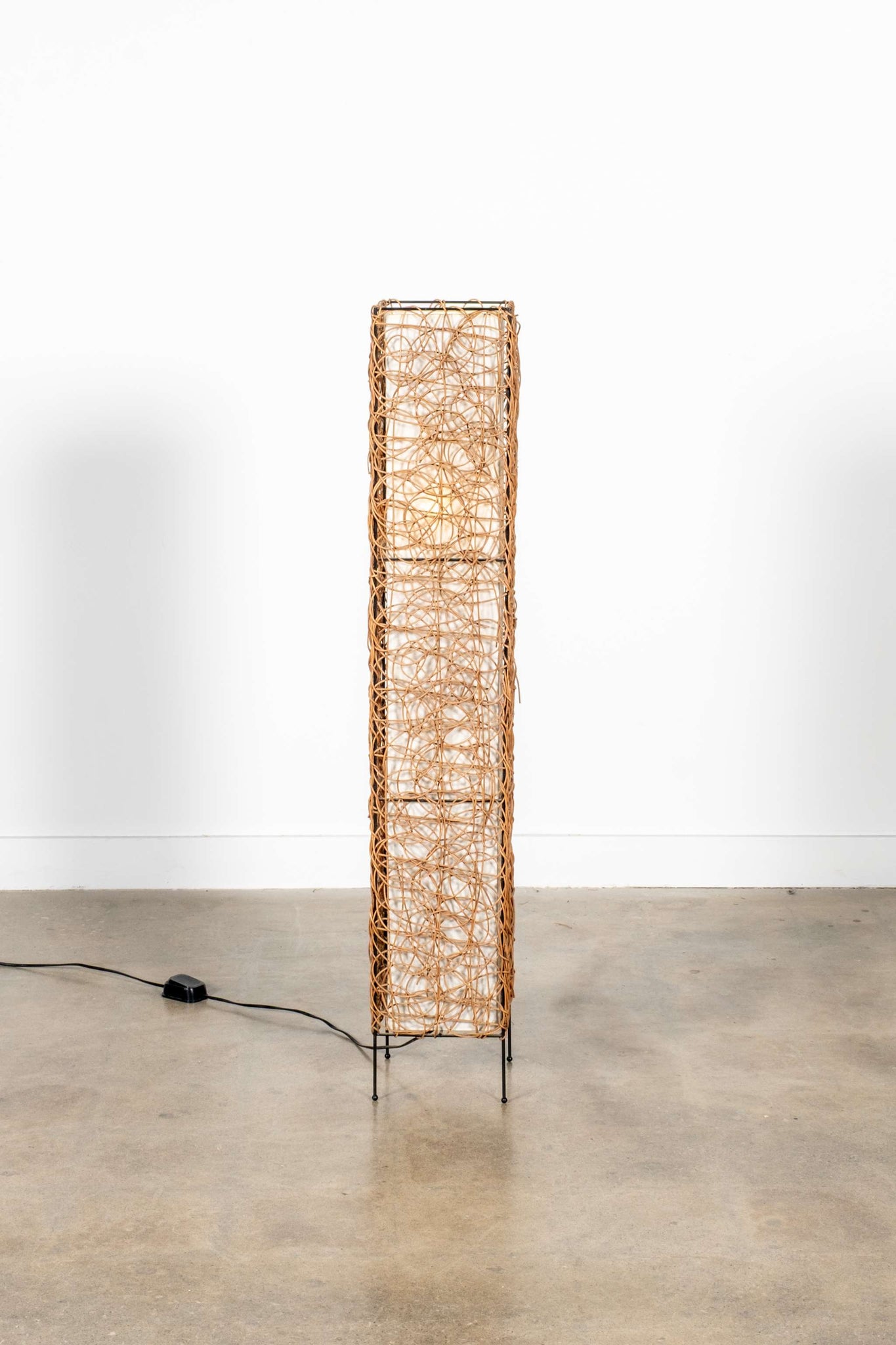 Rattan Floor Lamp 1
