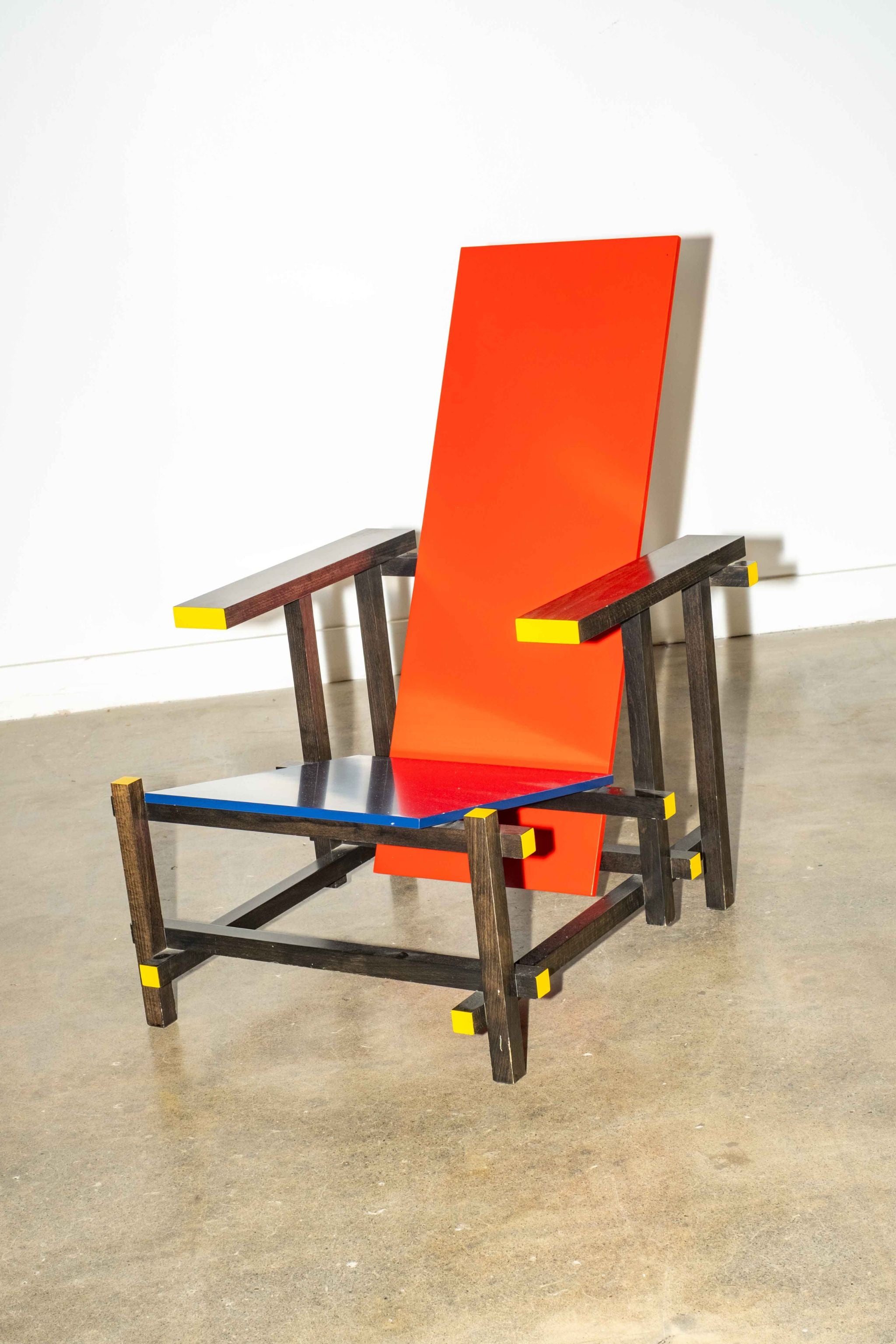 Red and Blue Chair | Bonne Choice